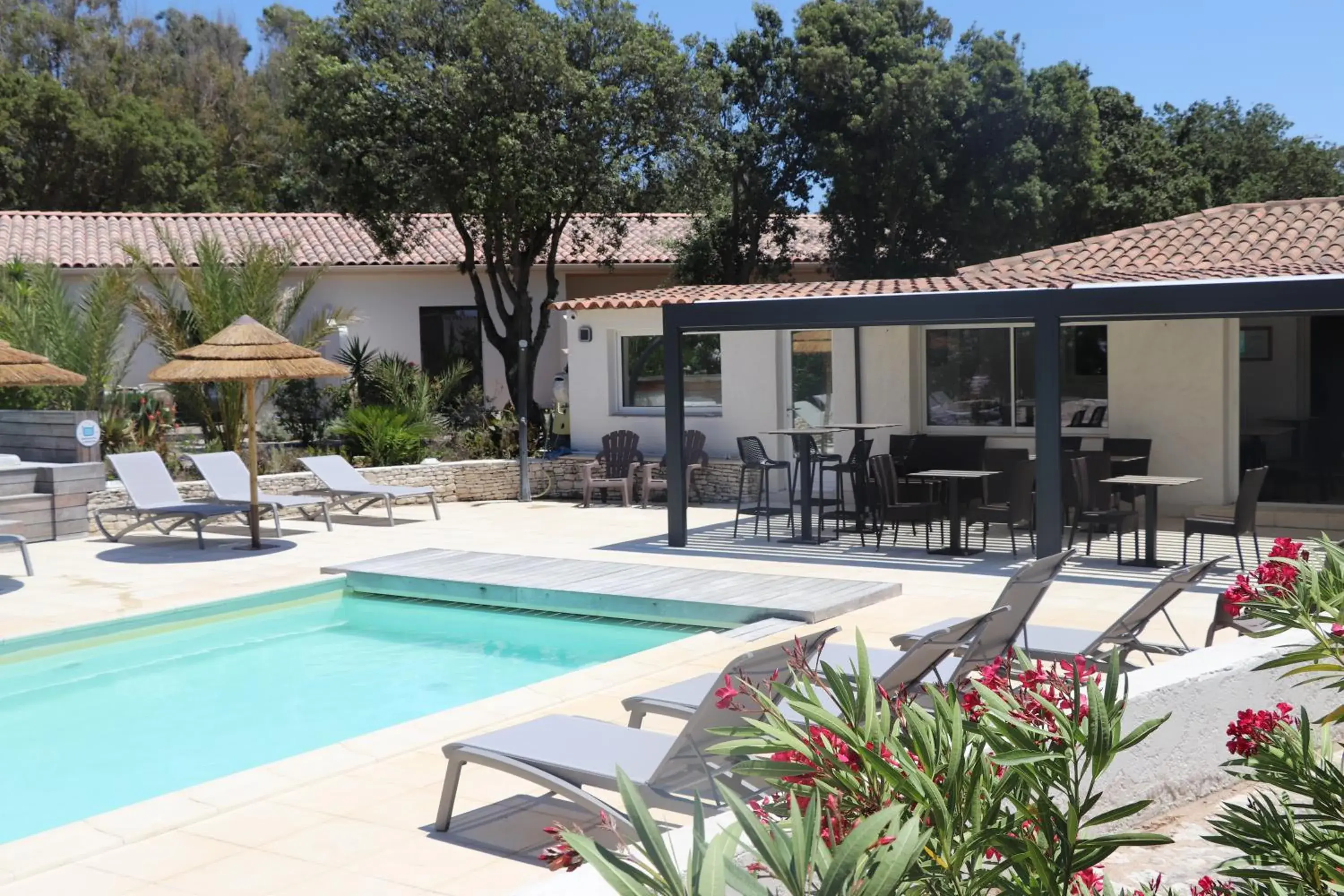 Swimming Pool in Hôtel Padolo