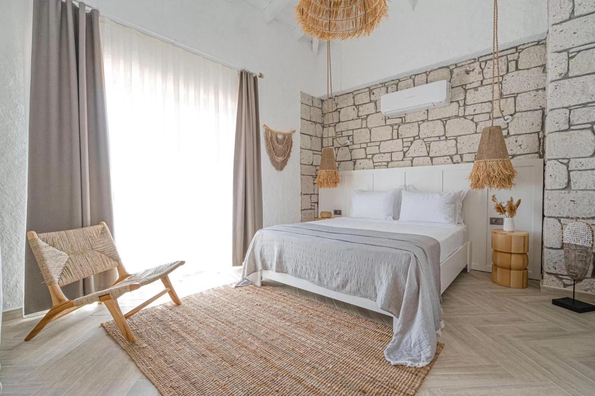 Bed in Voger Alaçatı Silence