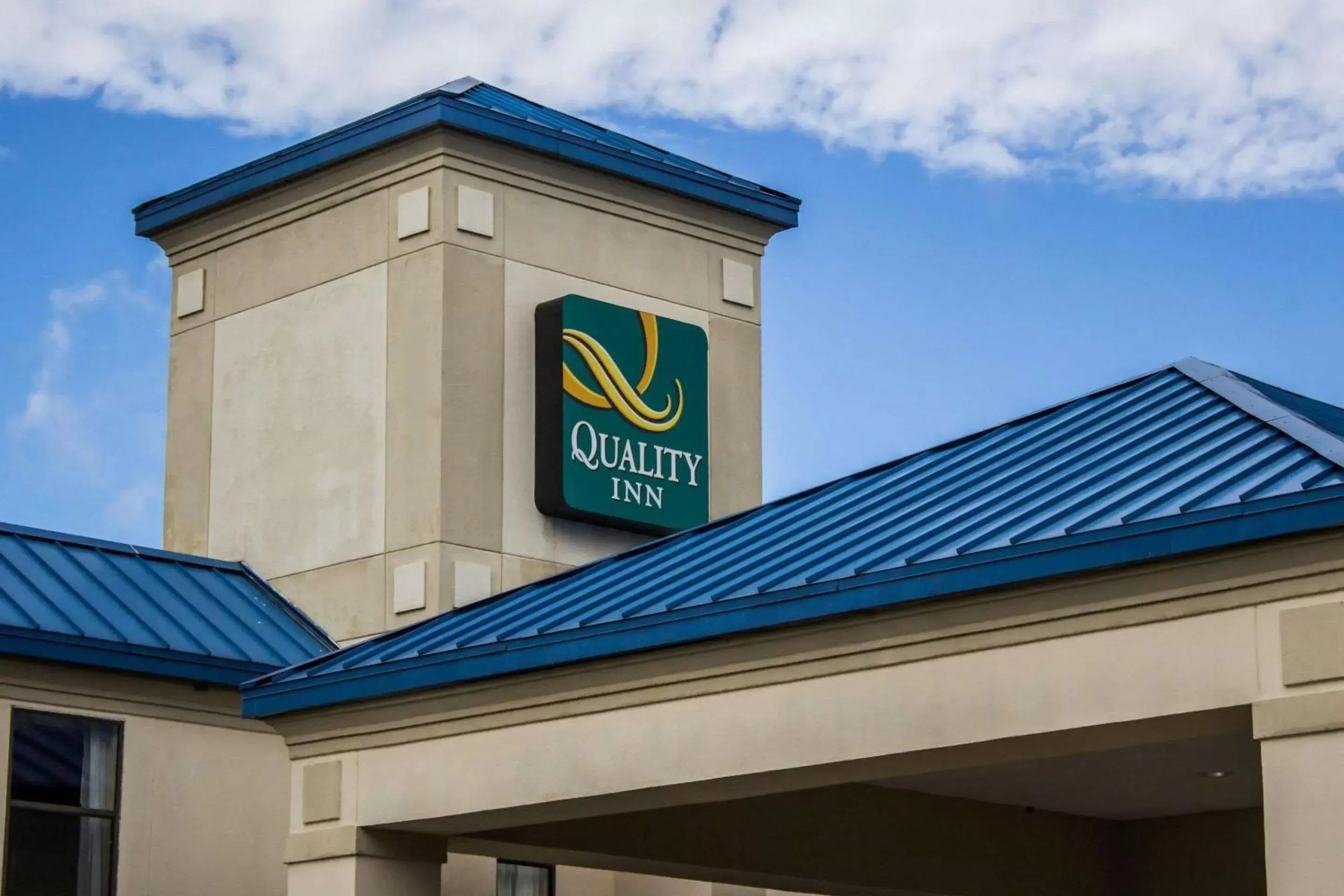 Property building in Quality Inn Fuquay Varina East