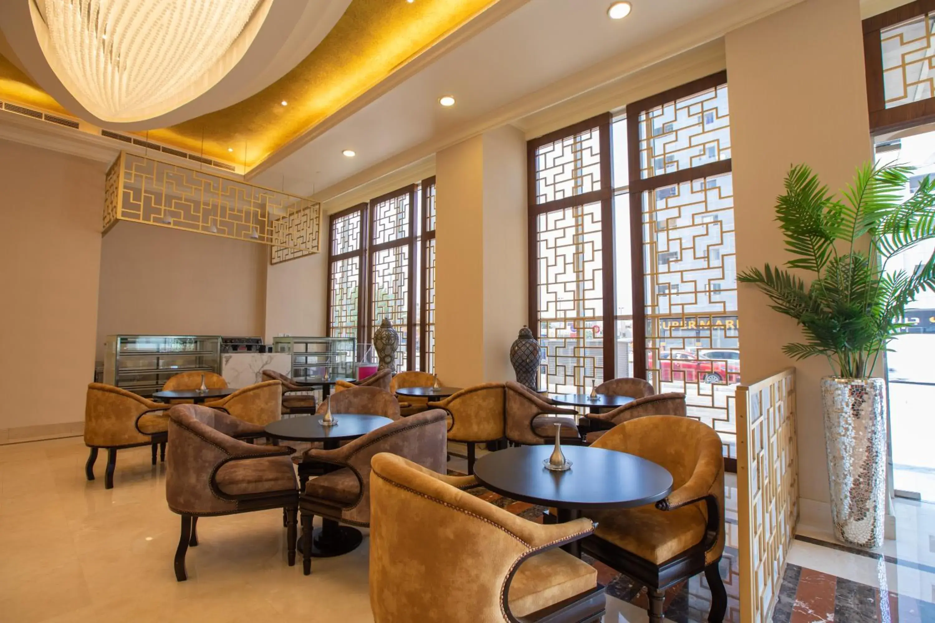 Lobby or reception, Lounge/Bar in Grand Villaggio Hotel Abu Dhabi