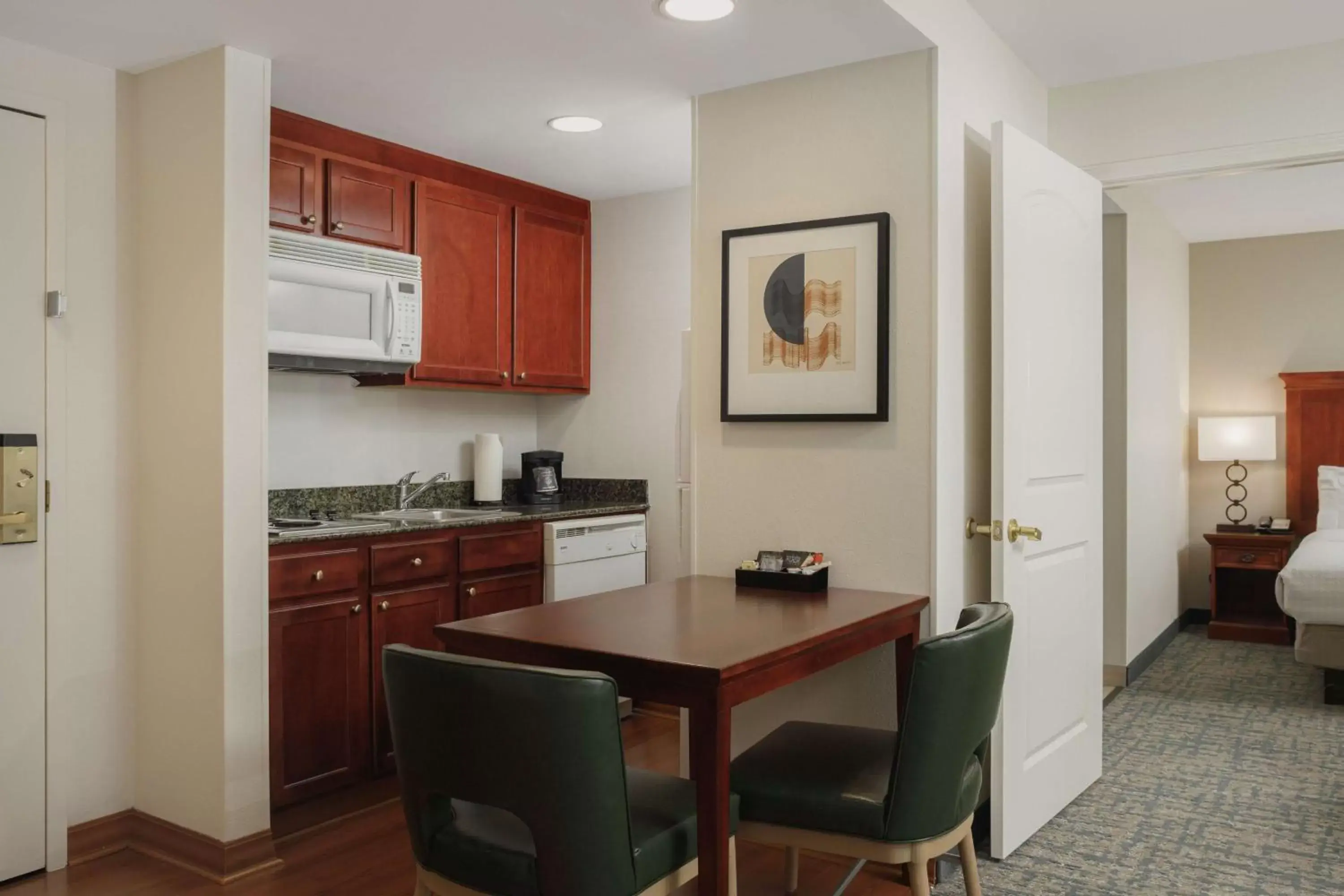 Kitchen or kitchenette, Kitchen/Kitchenette in Homewood Suites by Hilton Knoxville West at Turkey Creek