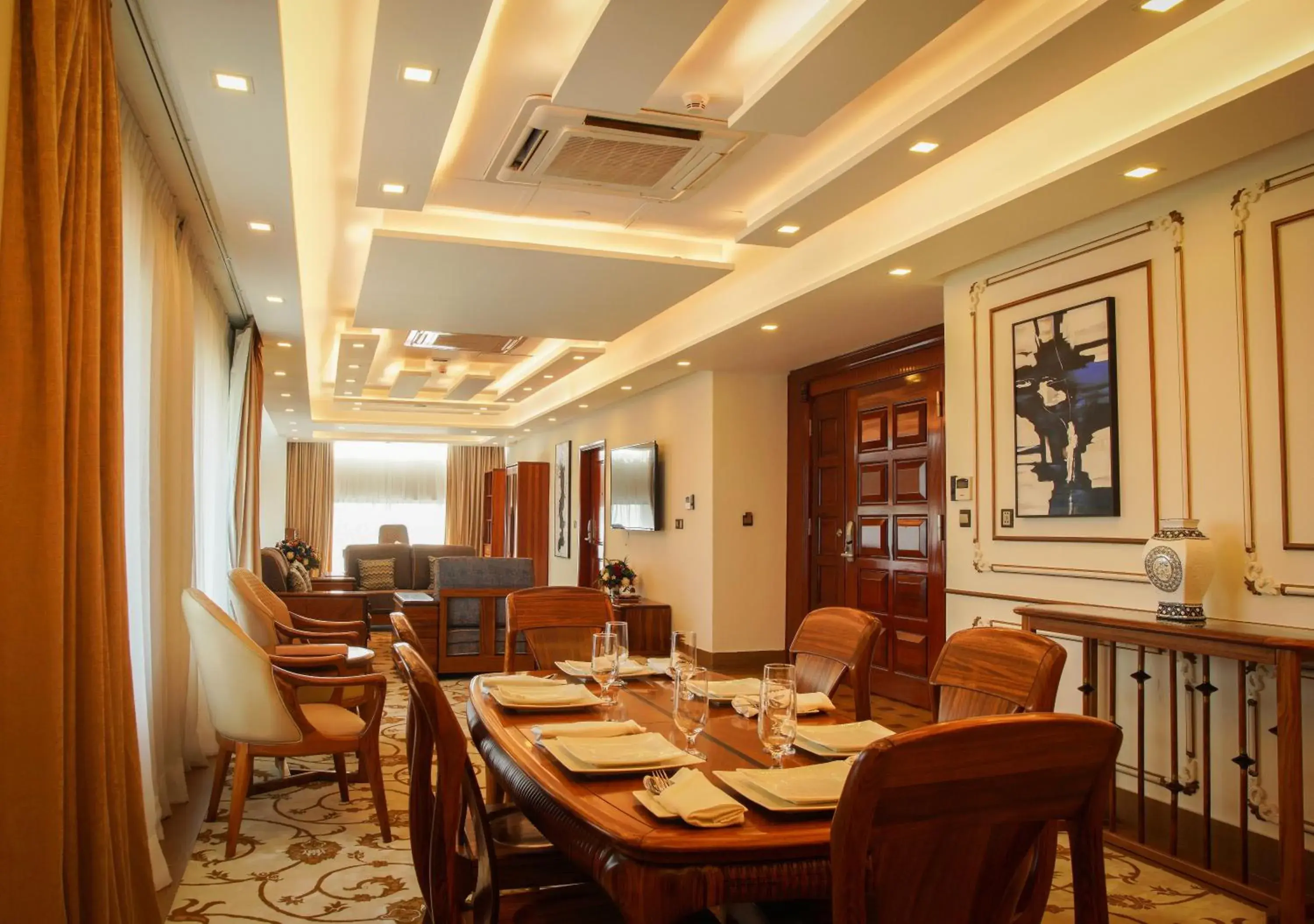 Dining area, Restaurant/Places to Eat in Royal Swiss Lahore