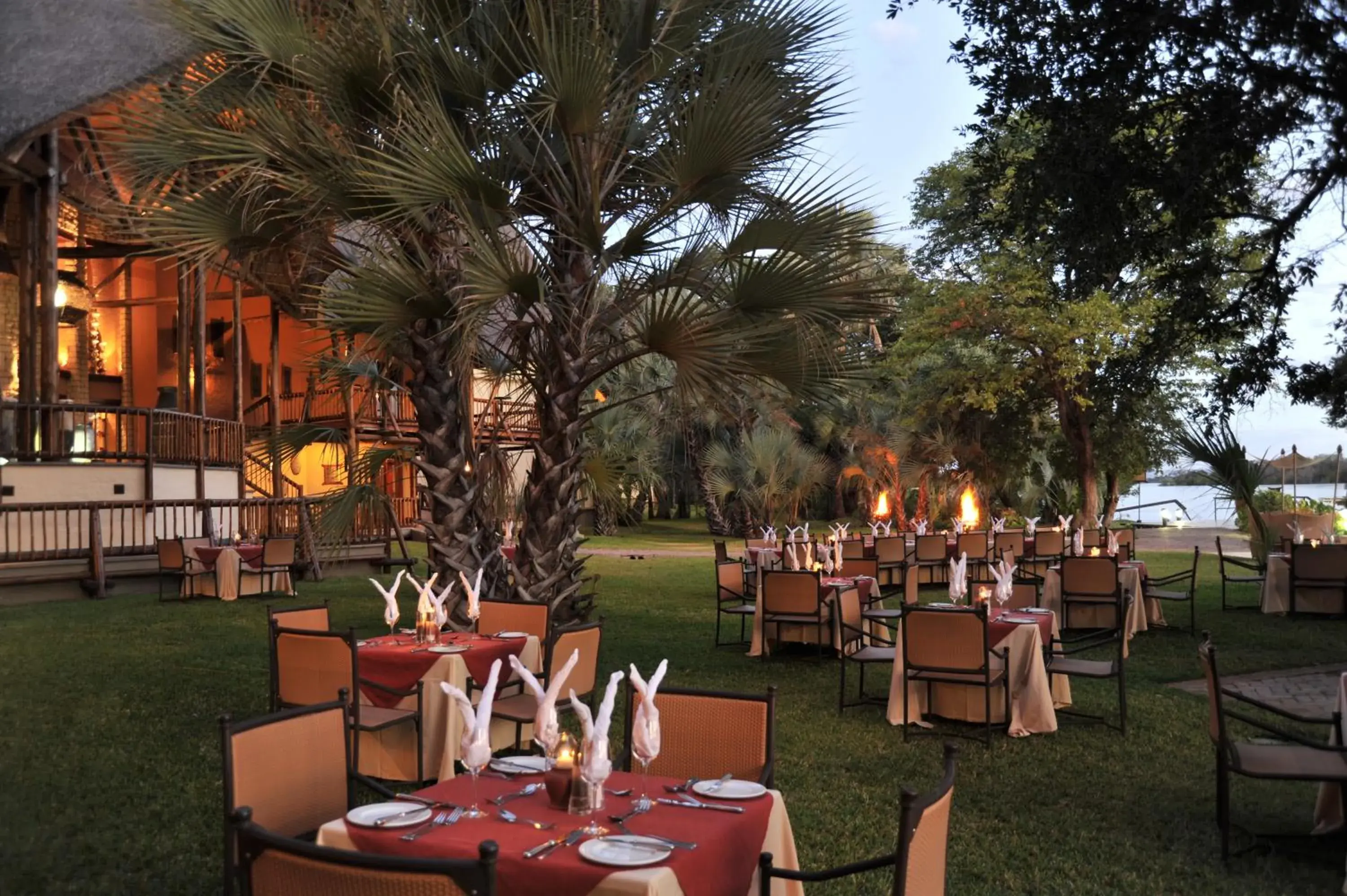 Restaurant/Places to Eat in Aha The David Livingstone Safari Lodge & Spa