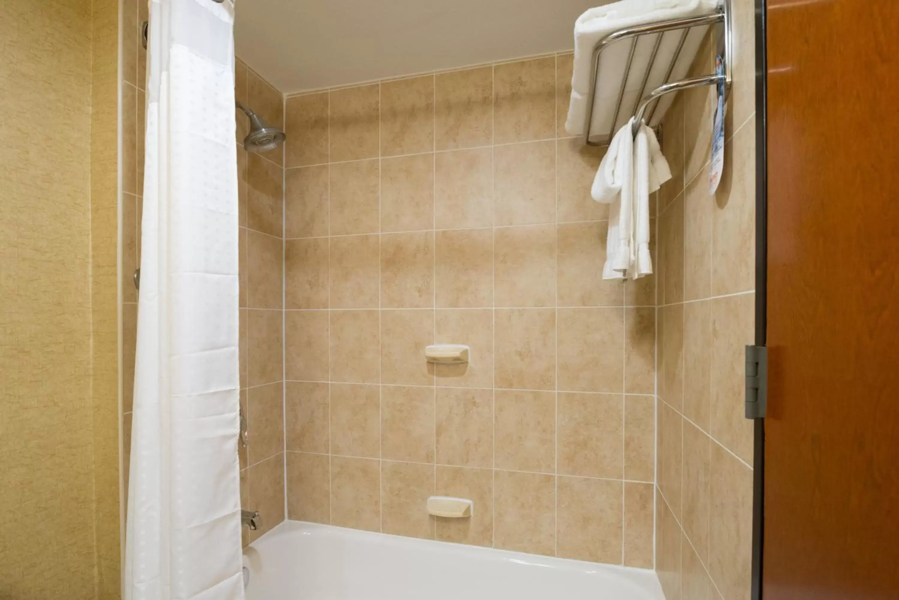 Bathroom in Holiday Inn Express - Wall Street, an IHG Hotel