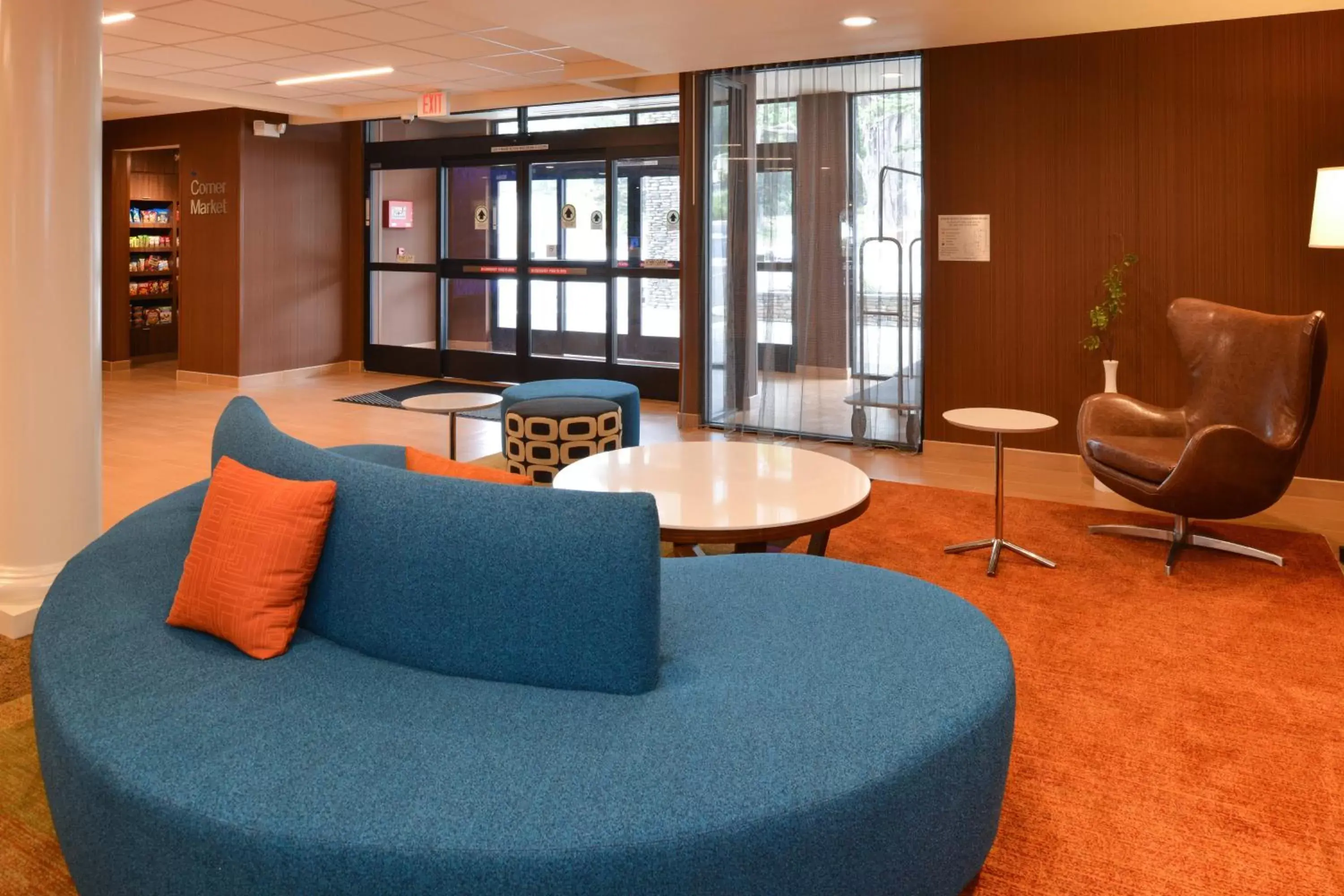 Lobby or reception, Seating Area in Fairfield Inn & Suites by Marriott Santa Cruz
