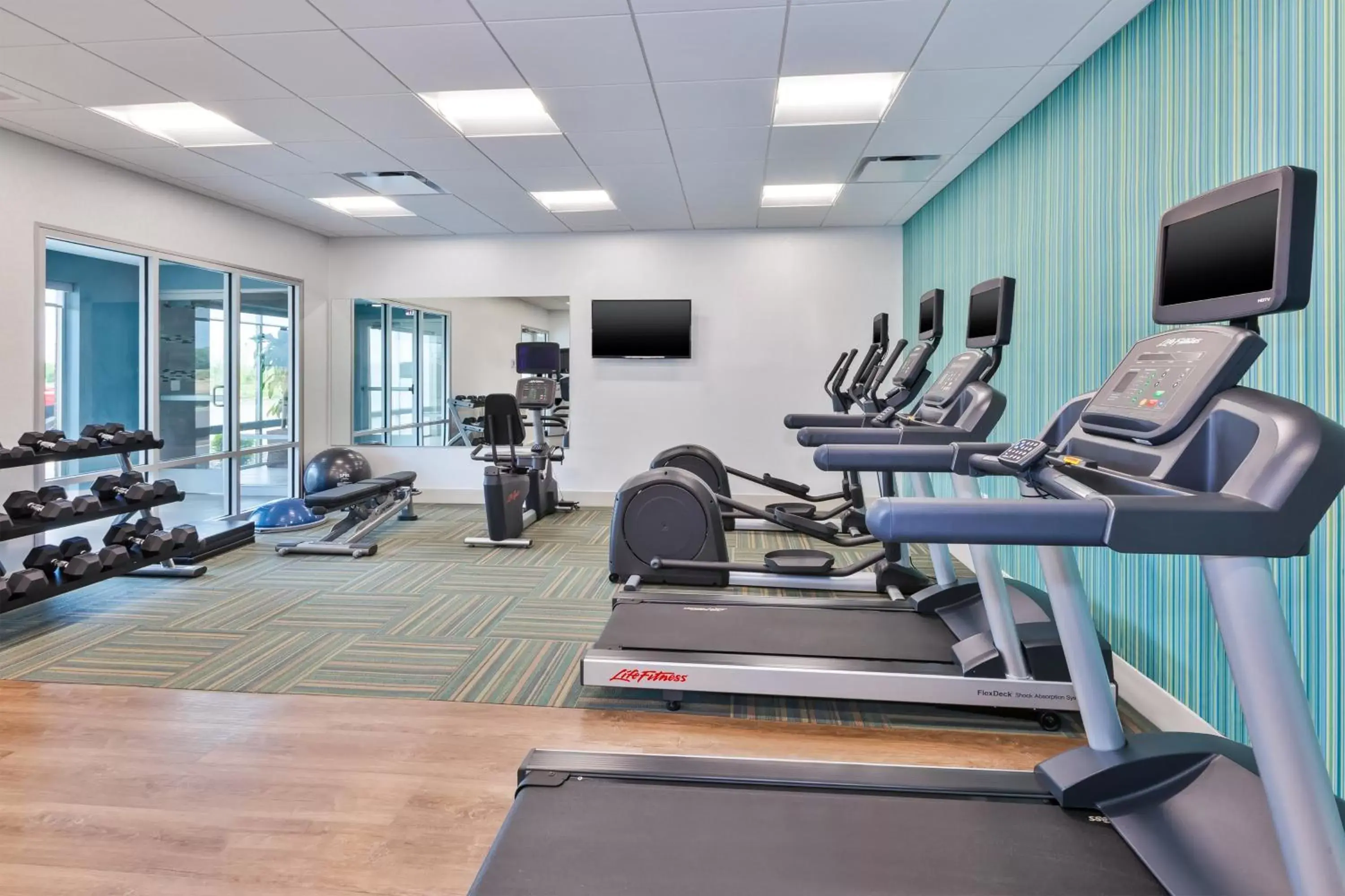 Fitness centre/facilities, Fitness Center/Facilities in Holiday Inn Express & Suites - Grand Rapids Airport - South, an IHG Hotel