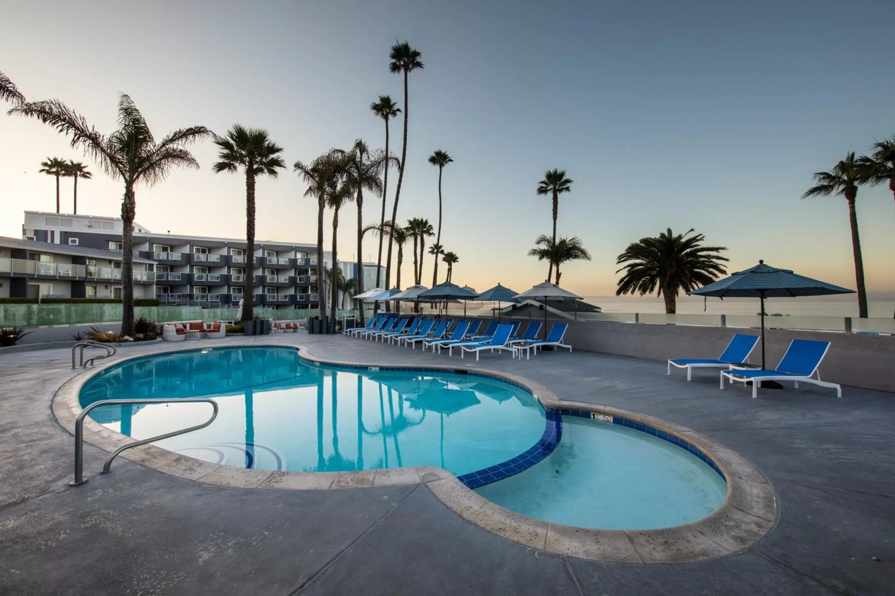 Swimming Pool in SeaCrest Oceanfront Hotel