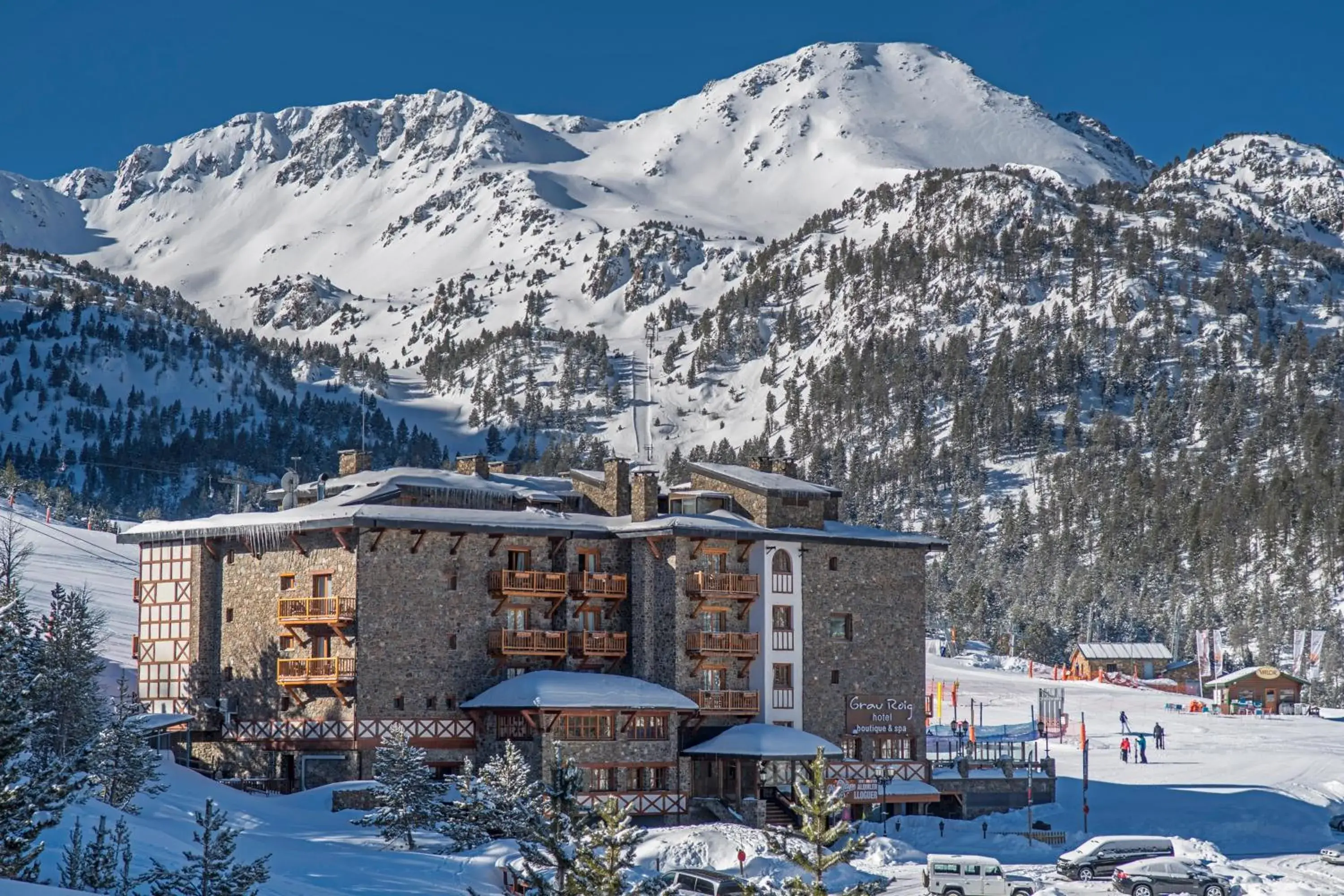 Facade/entrance, Winter in Grau Roig Andorra Boutique Hotel & Spa
