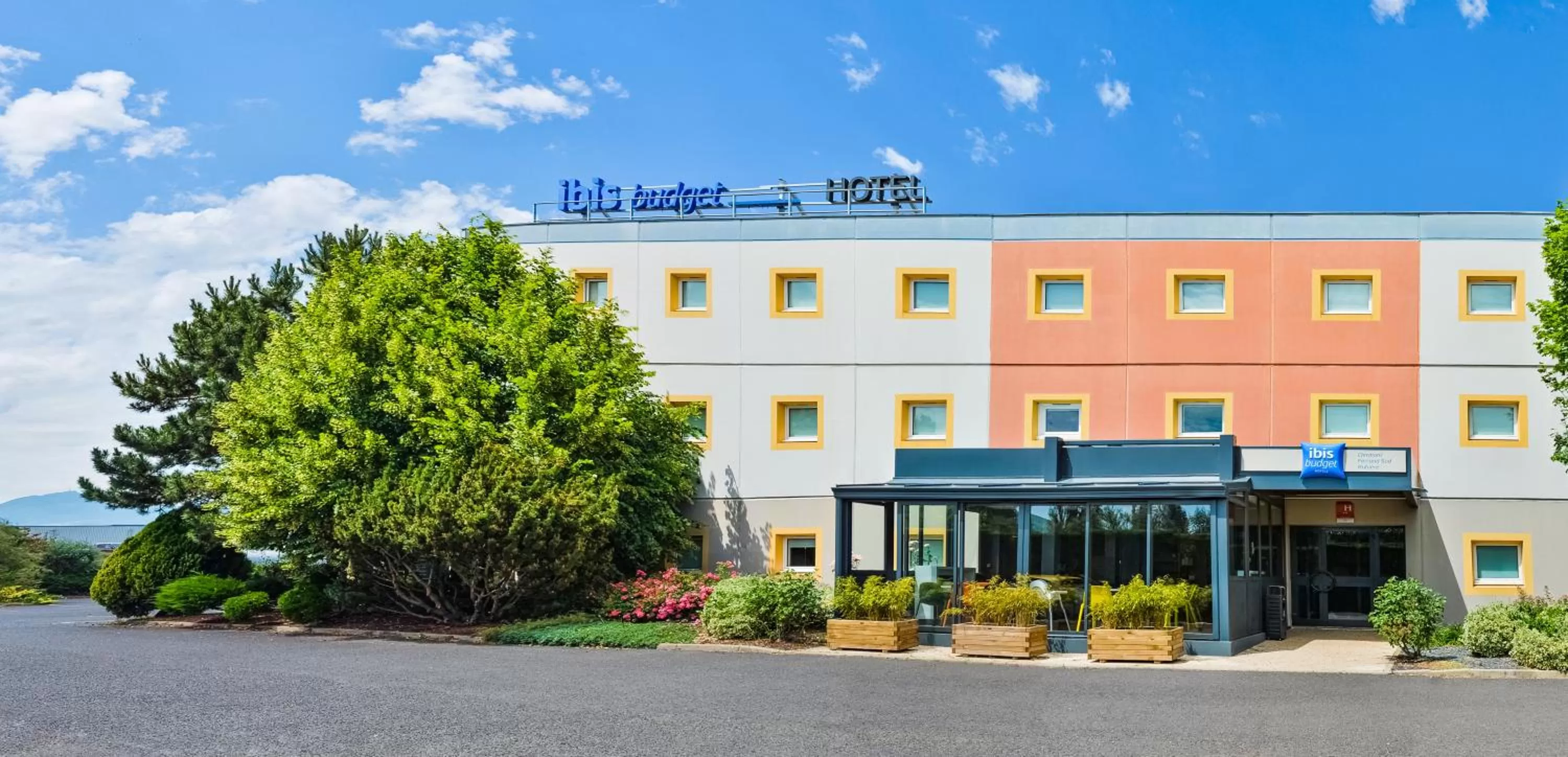 Property building in ibis budget Clermont Ferrand Sud