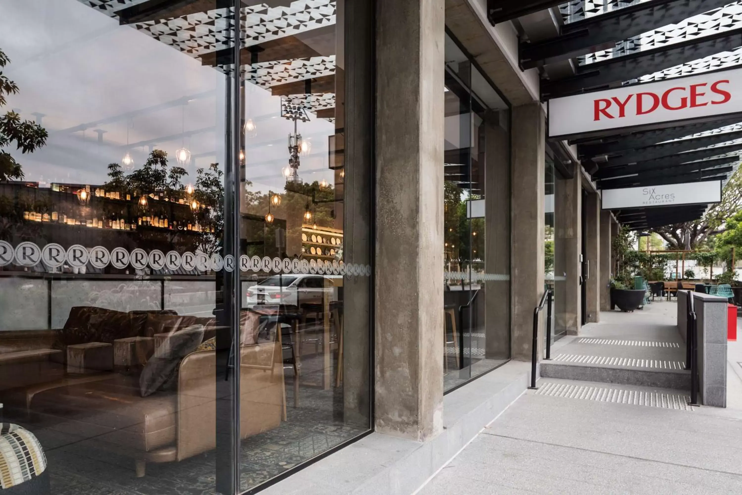 Property building in Rydges Fortitude Valley