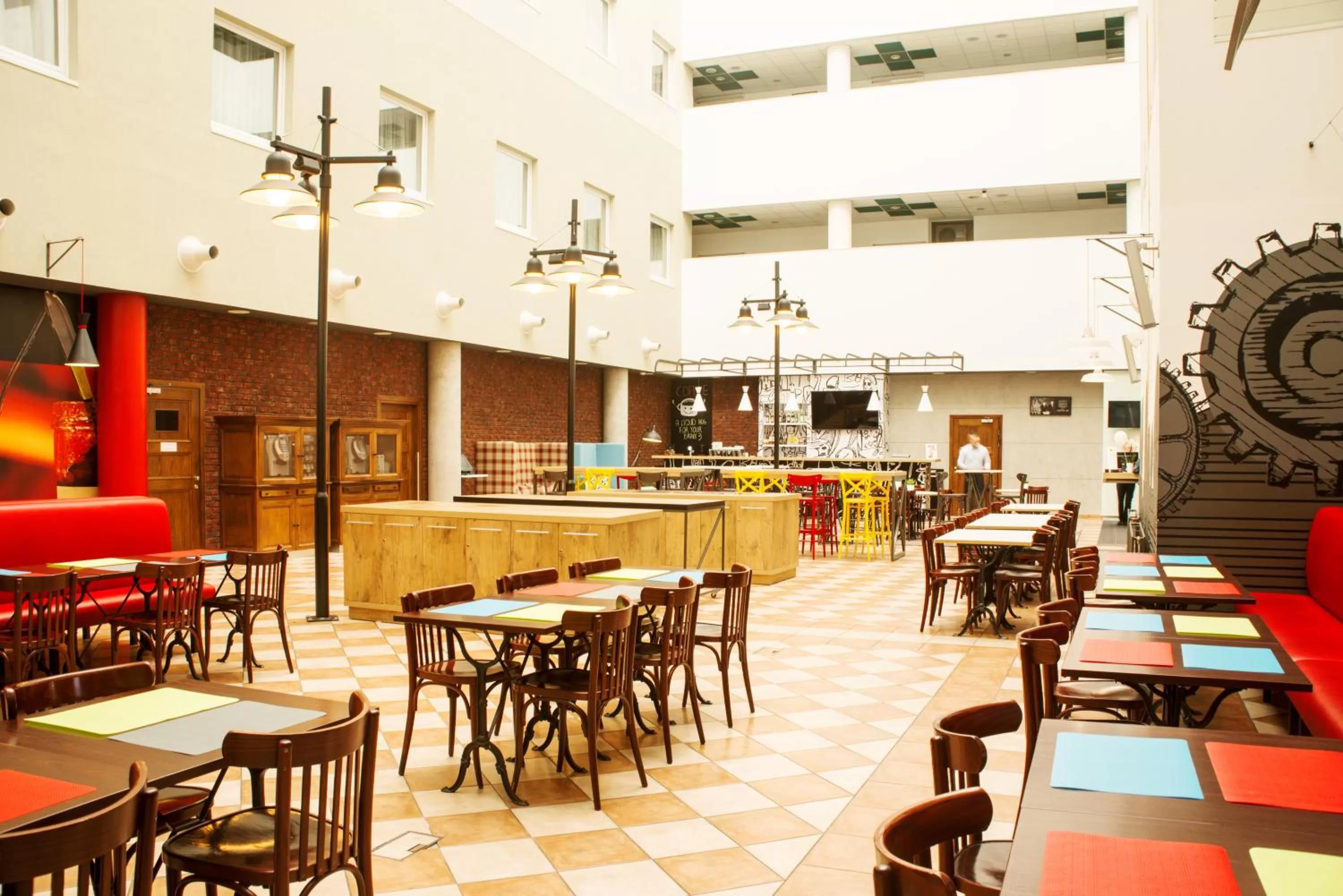 Restaurant/places to eat in Hotel Ibis Łódź Centrum
