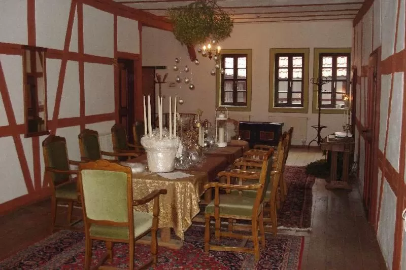 Restaurant/places to eat in Grünes Tor