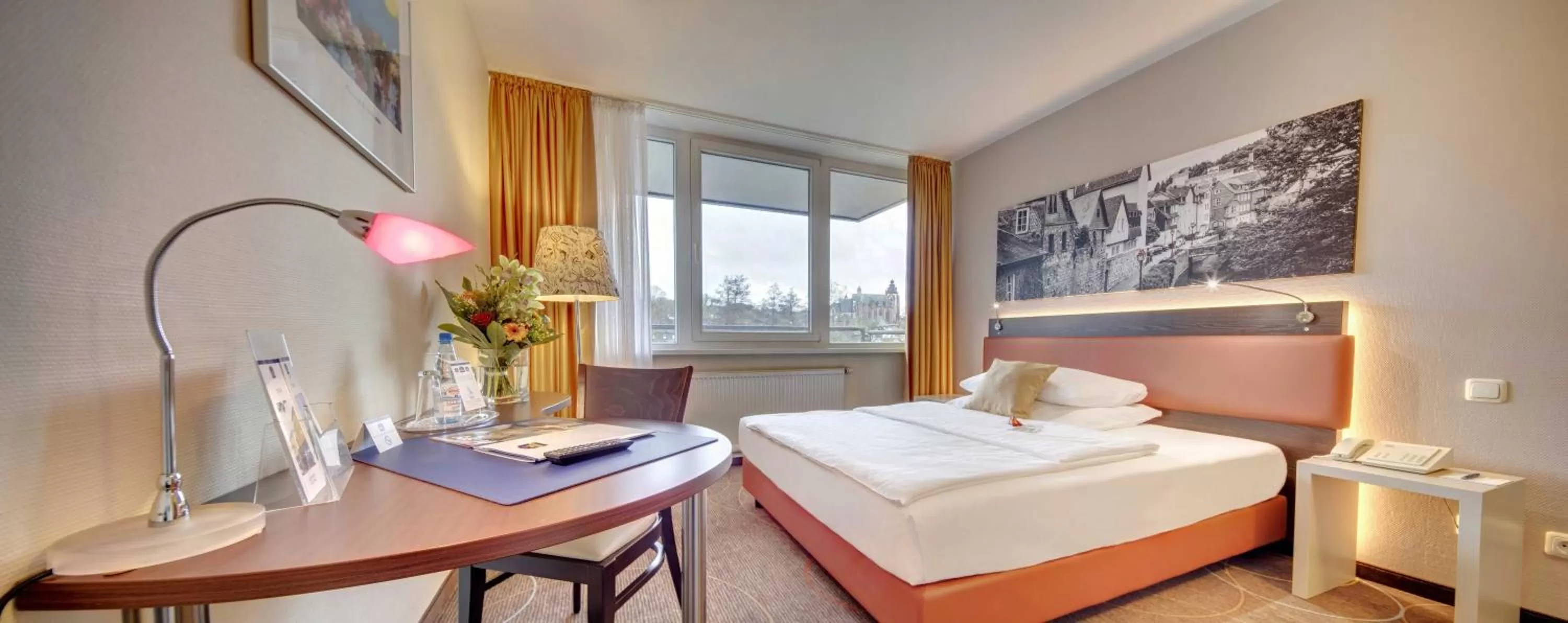 Day, Bed in Best Western Hotel Wetzlar