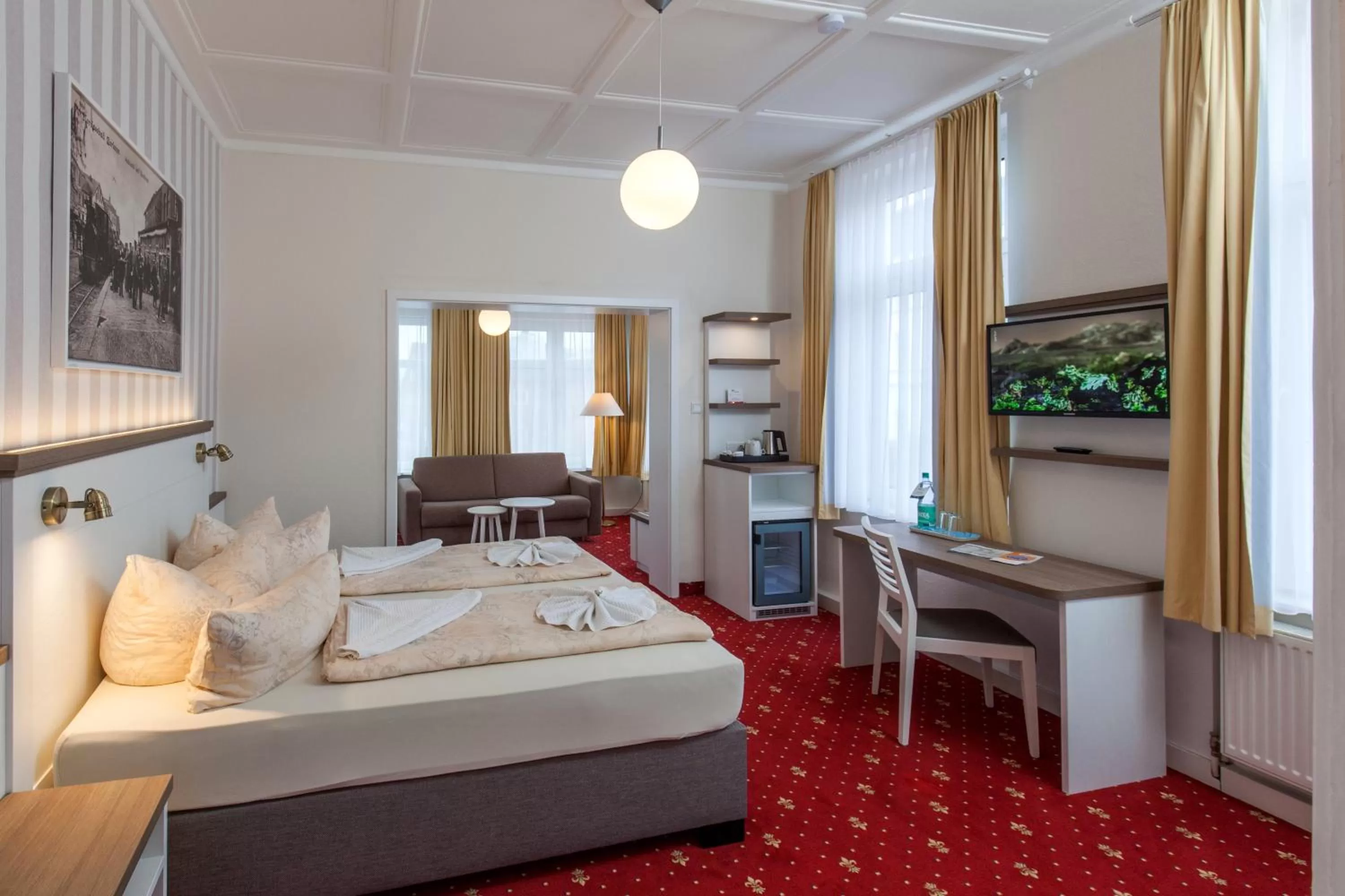 Photo of the whole room, Bed in Hotel Weisse Düne