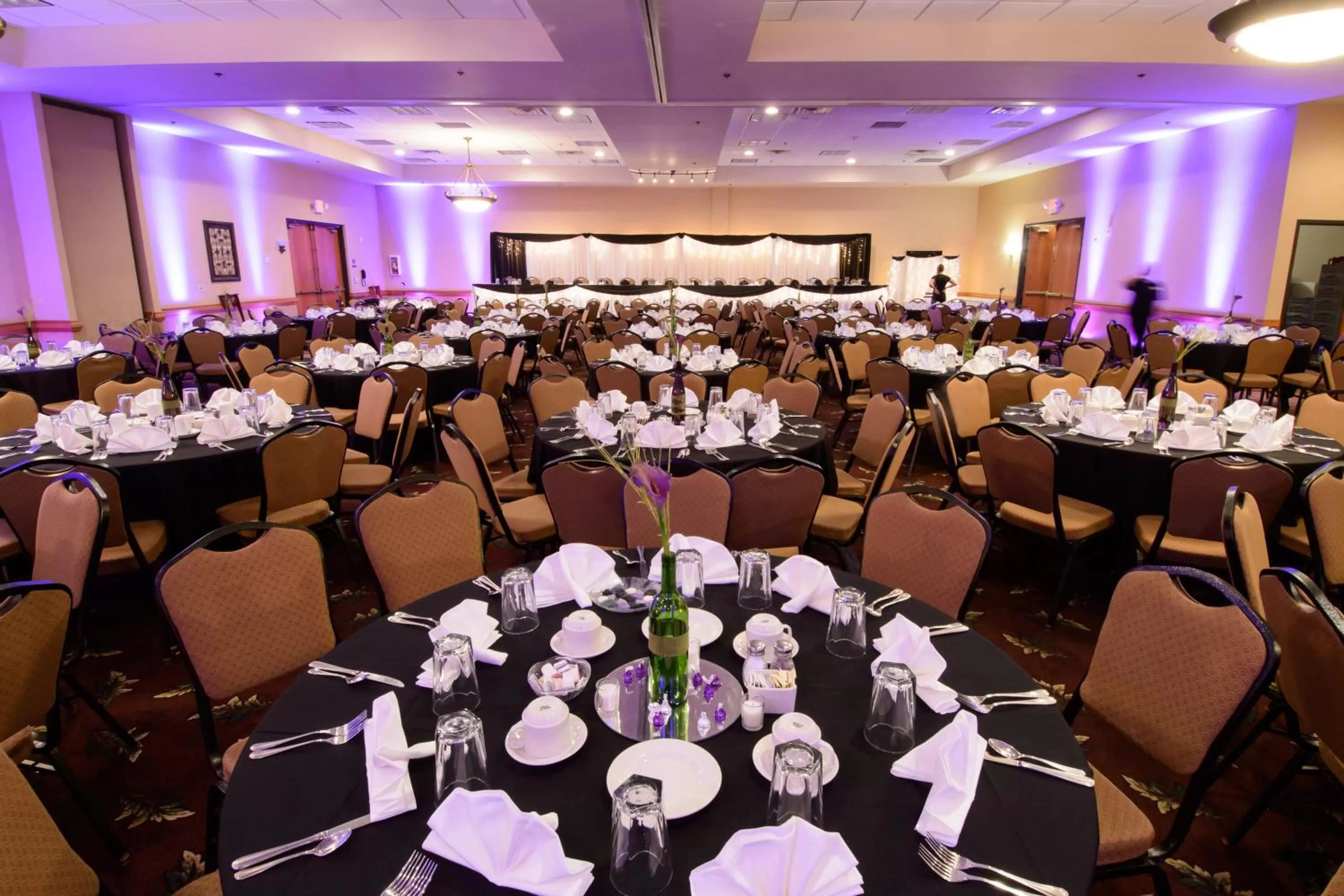 Banquet/Function facilities in Ramada by Wyndham Sioux Falls Airport - Waterpark Resort & Event Center