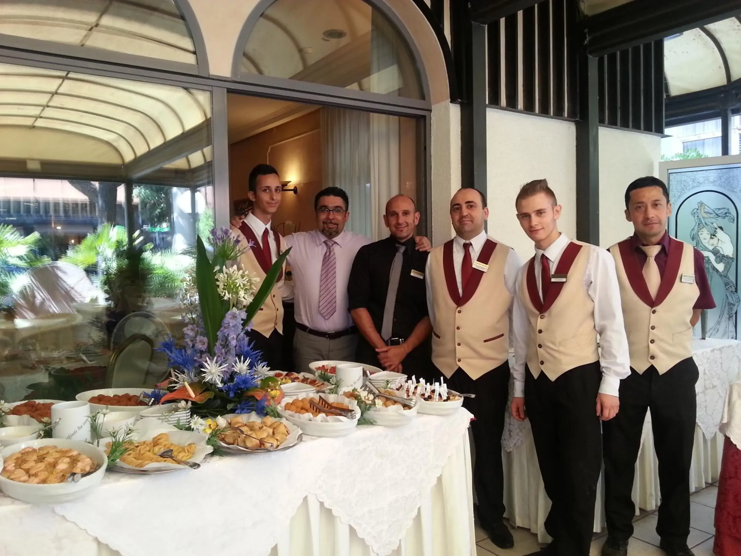 Staff in Hotel Vienna Ostenda e Ristorante il Danubio