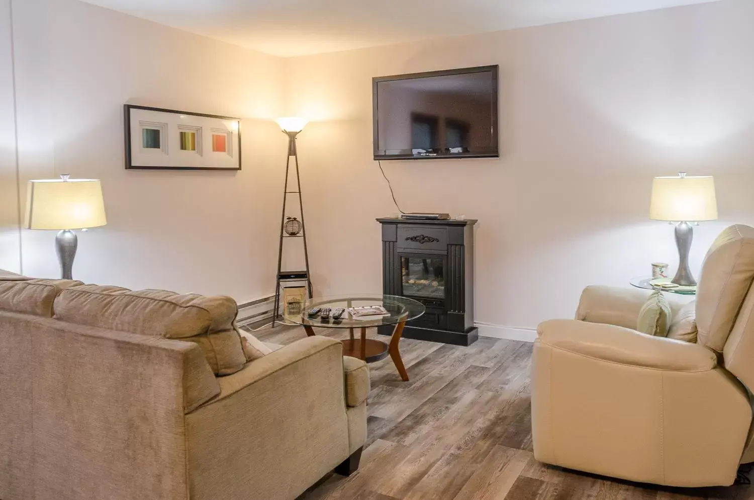 Living room, Seating Area in St. Andrews By The Lake