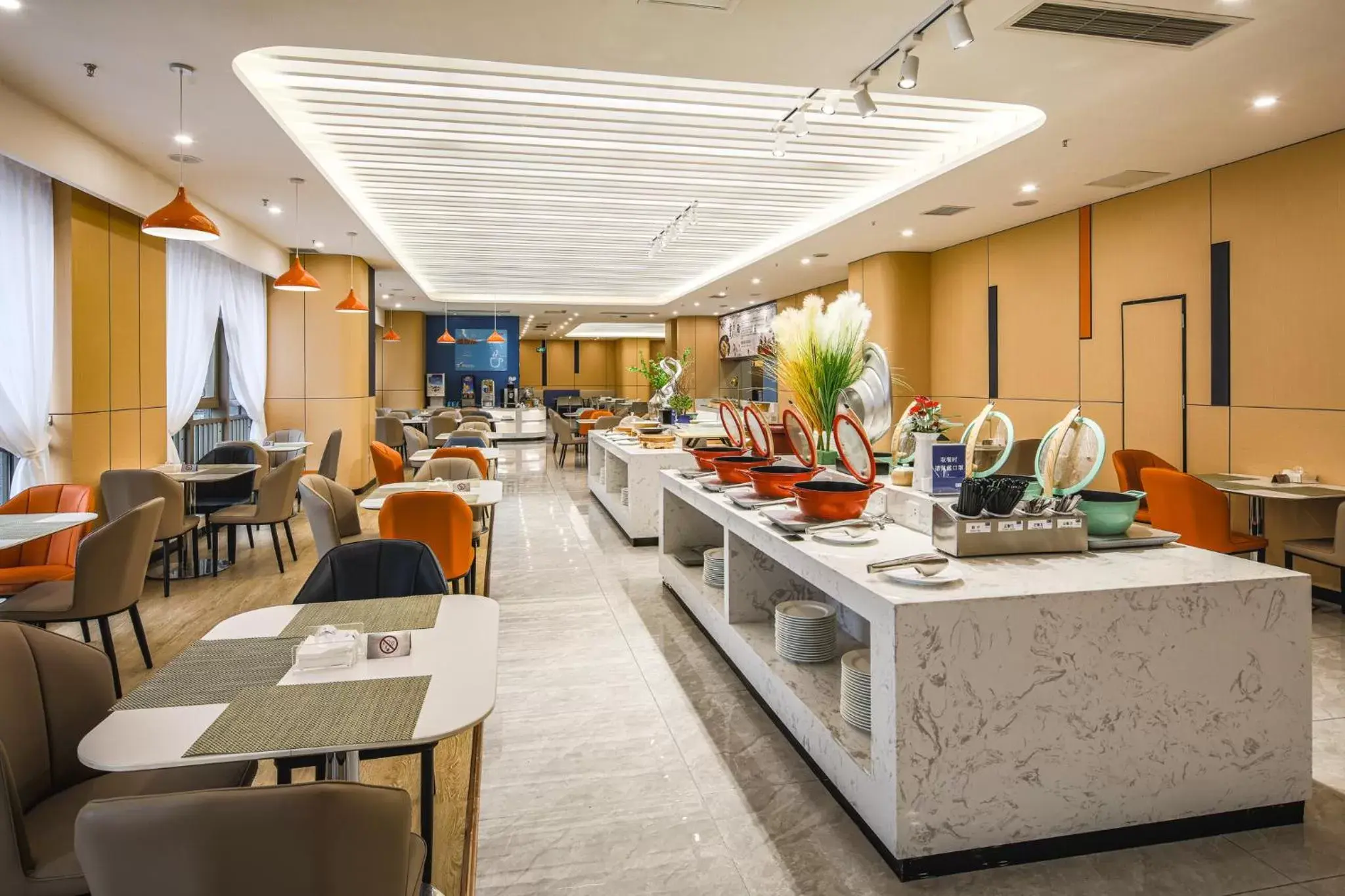 Restaurant/Places to Eat in Holiday Inn Express Chongqing Guanyinqiao , an IHG Hotel