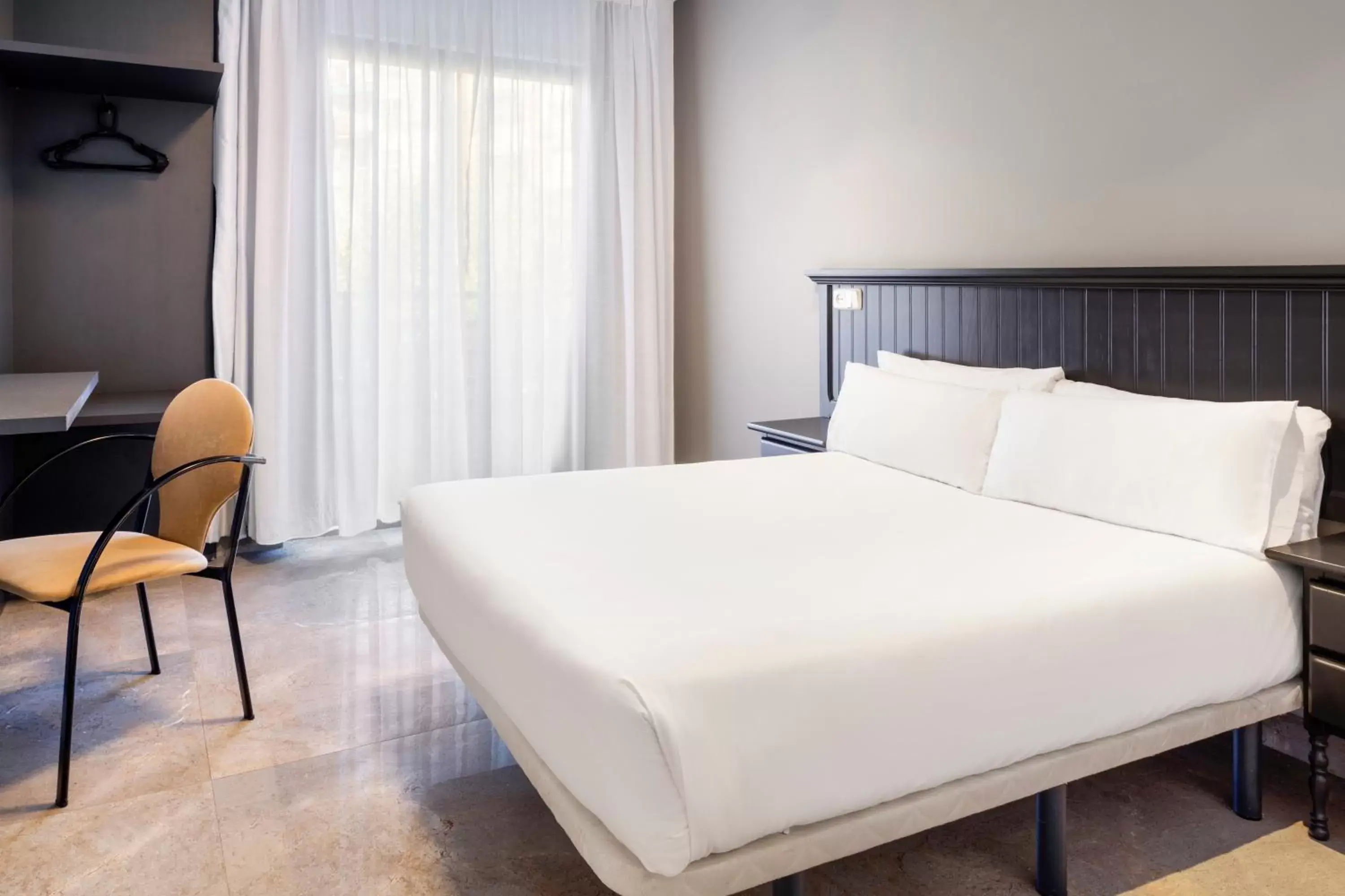 Bed in Hotel Victoria Valdemoro Inspired by B&B HOTELS