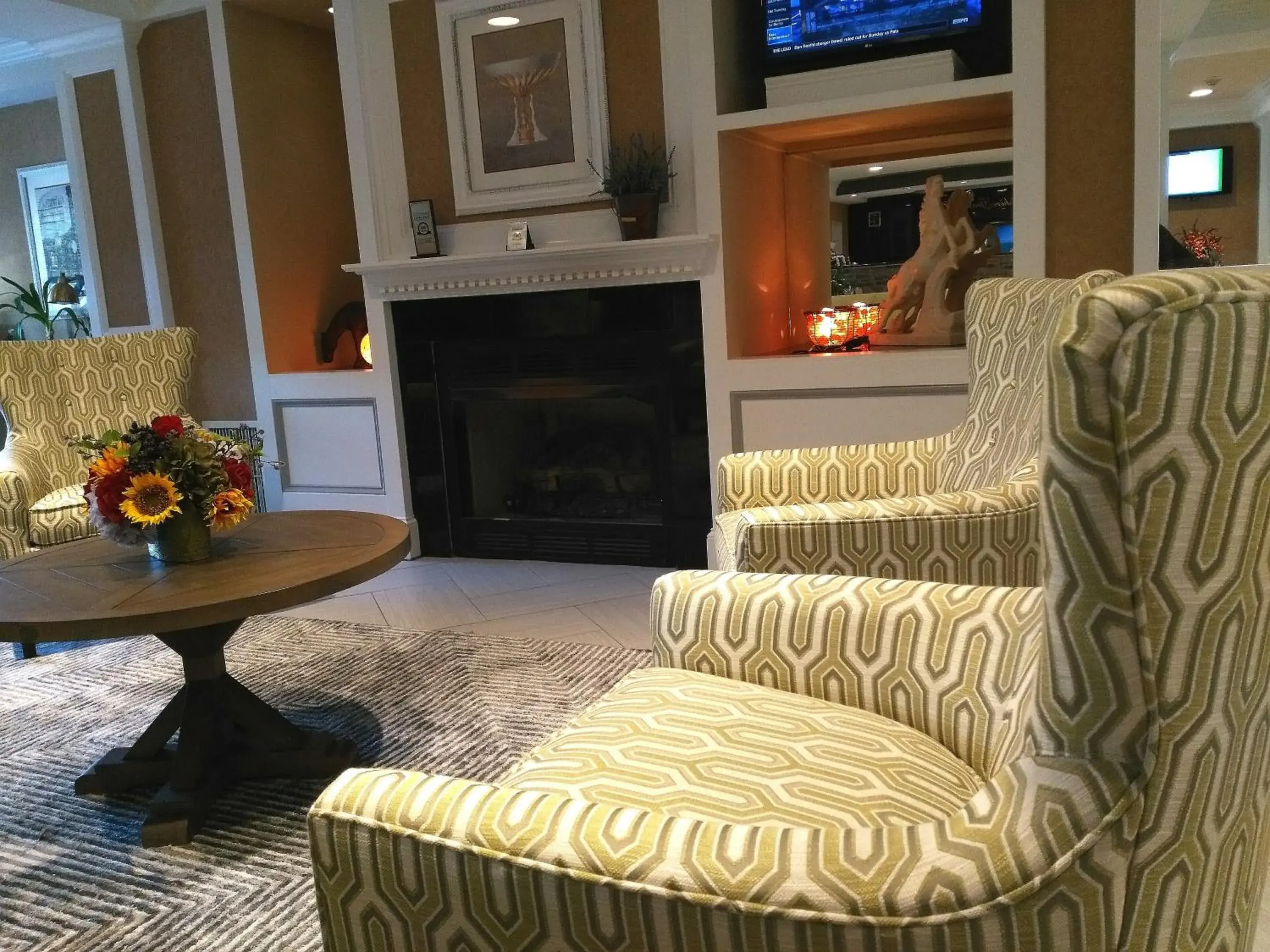 Seating area, Lounge/Bar in The Wilshire Grand Hotel