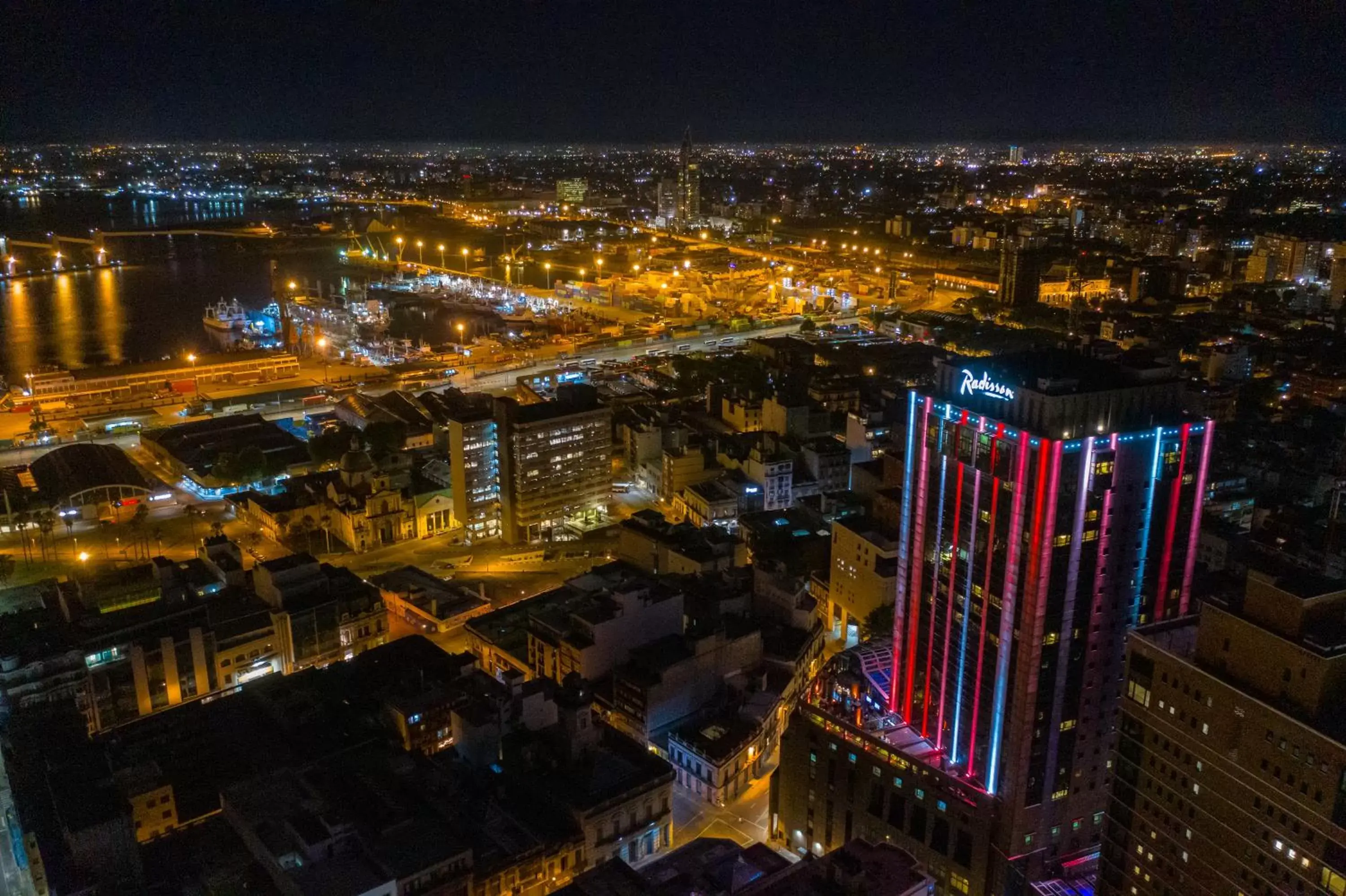 Bird's eye view, Bird's-eye View in Radisson Montevideo Victoria Plaza