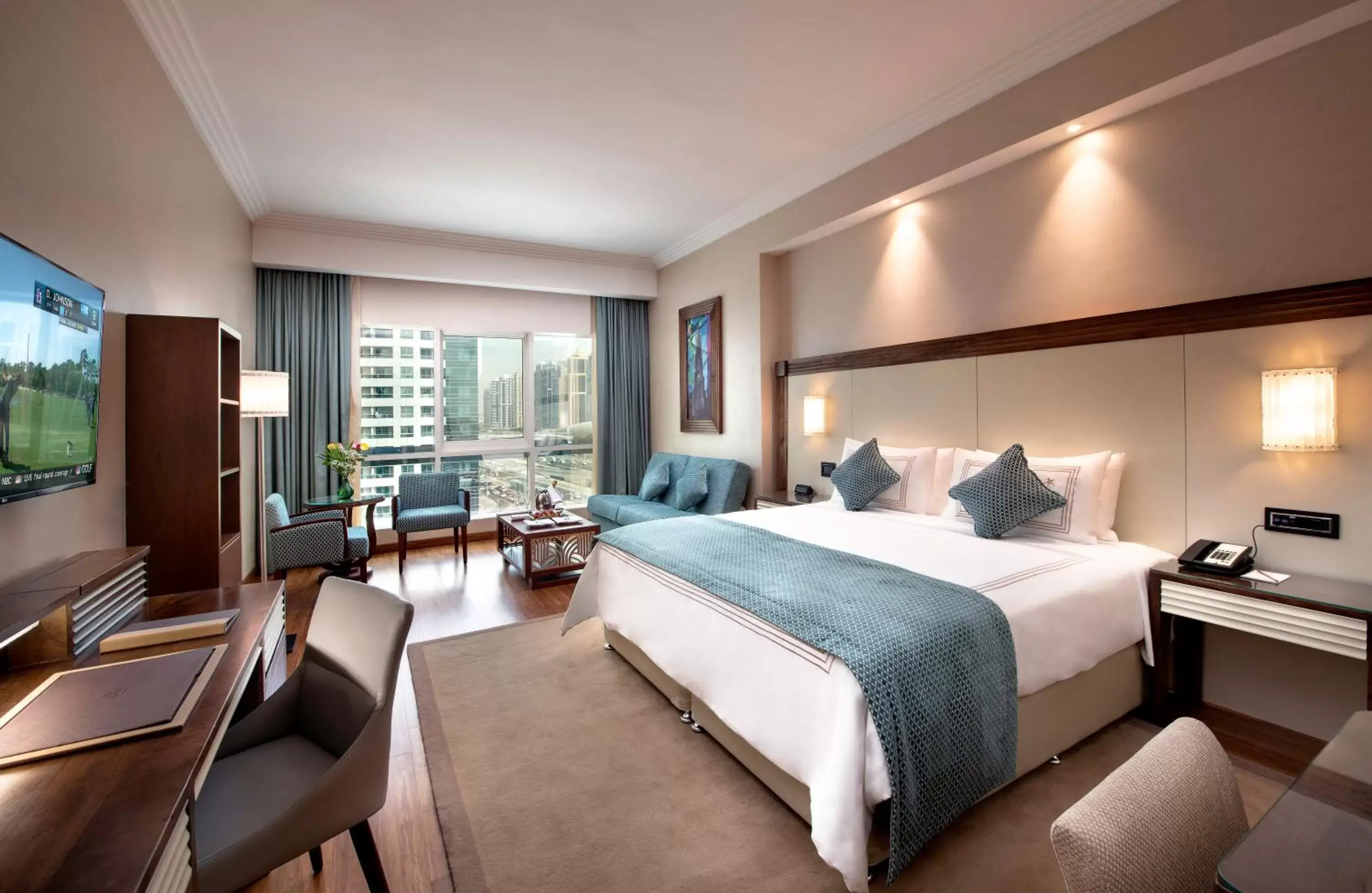 Bed in Stella Di Mare Dubai Marina Hotel