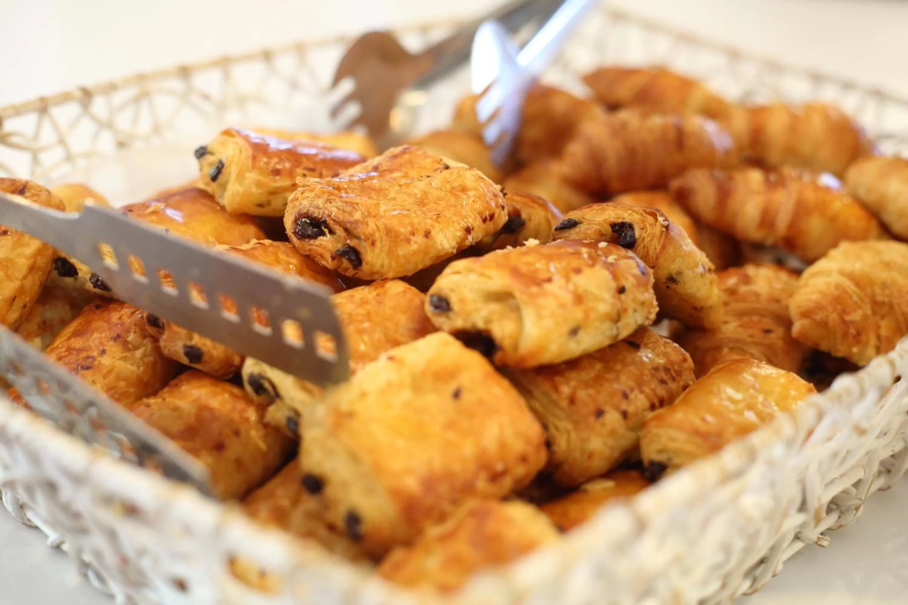 Buffet breakfast in Hotel Plaza - site du Futuroscope