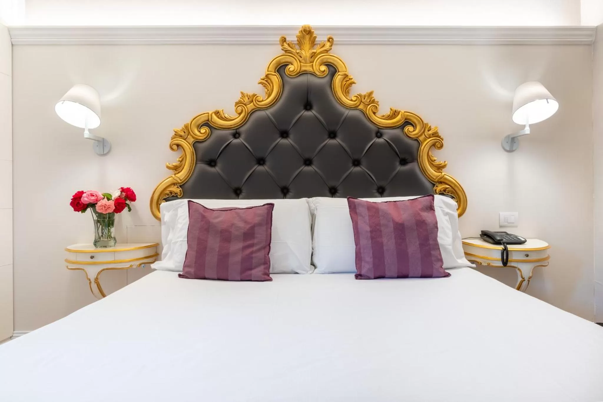 Bed in Art Hotel Villa Agape - Place of Charme