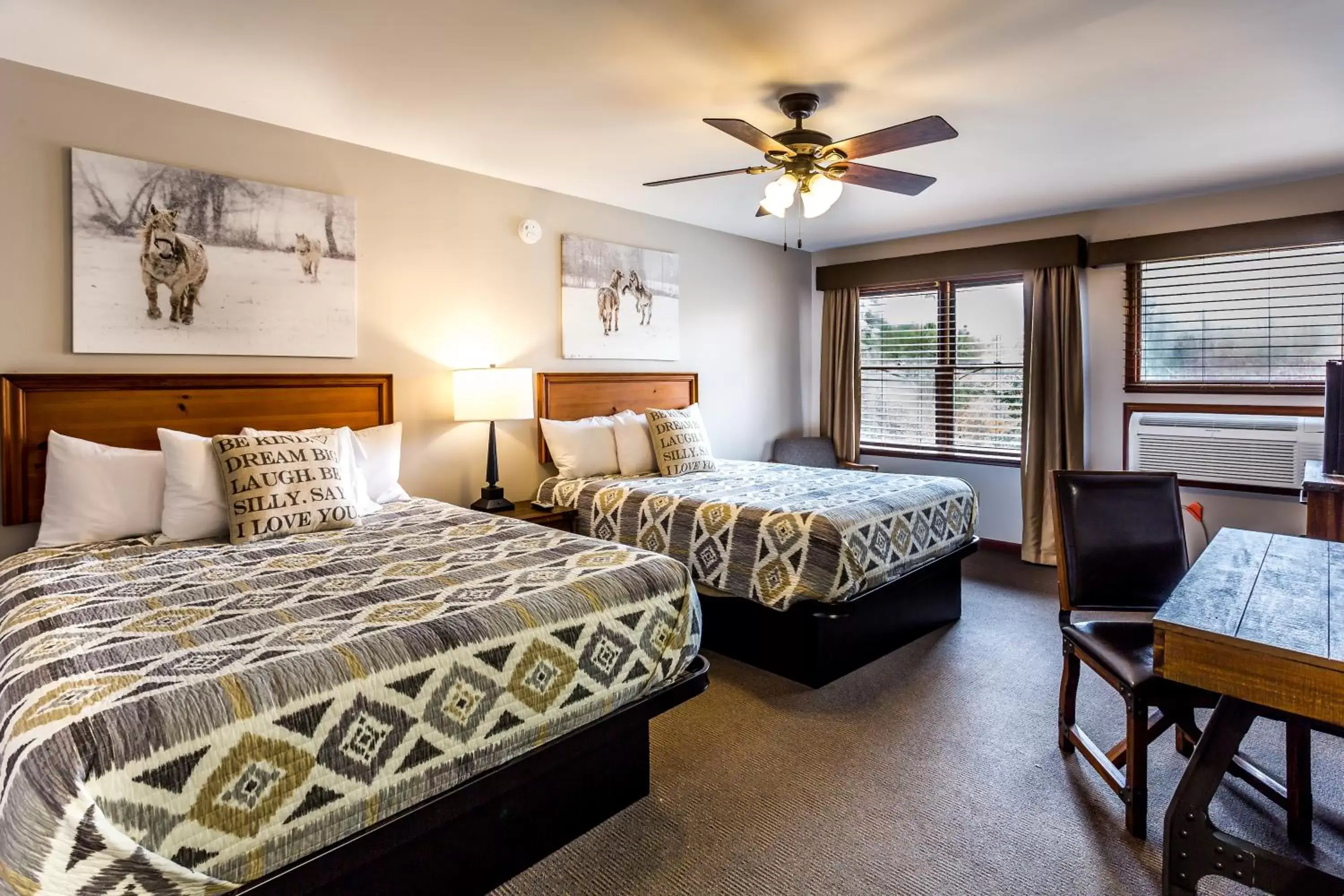 Queen Room with Two Queen Beds in Forrest Hills Mountain Resort