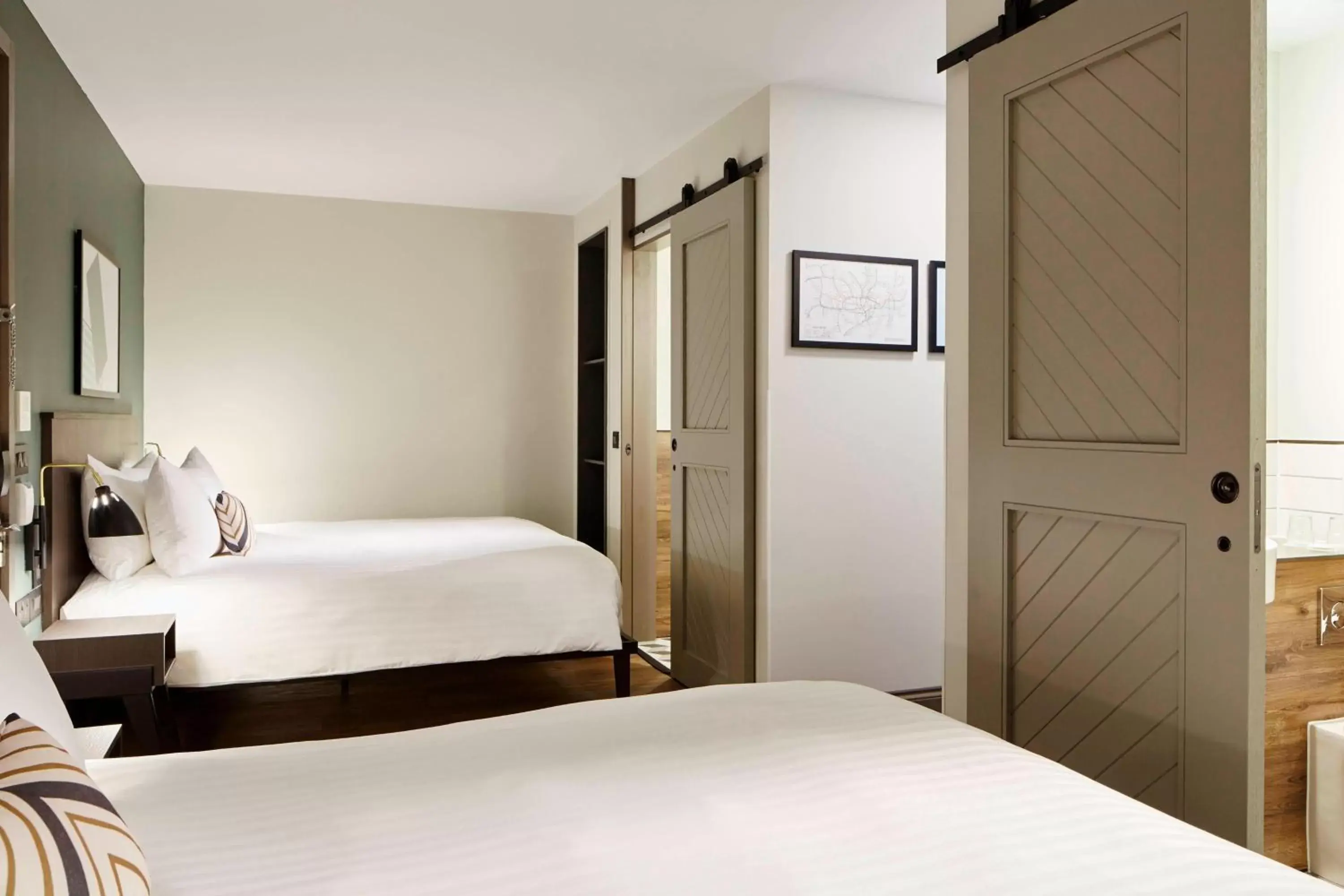 Photo of the whole room, Bed in Residence Inn by Marriott London Bridge