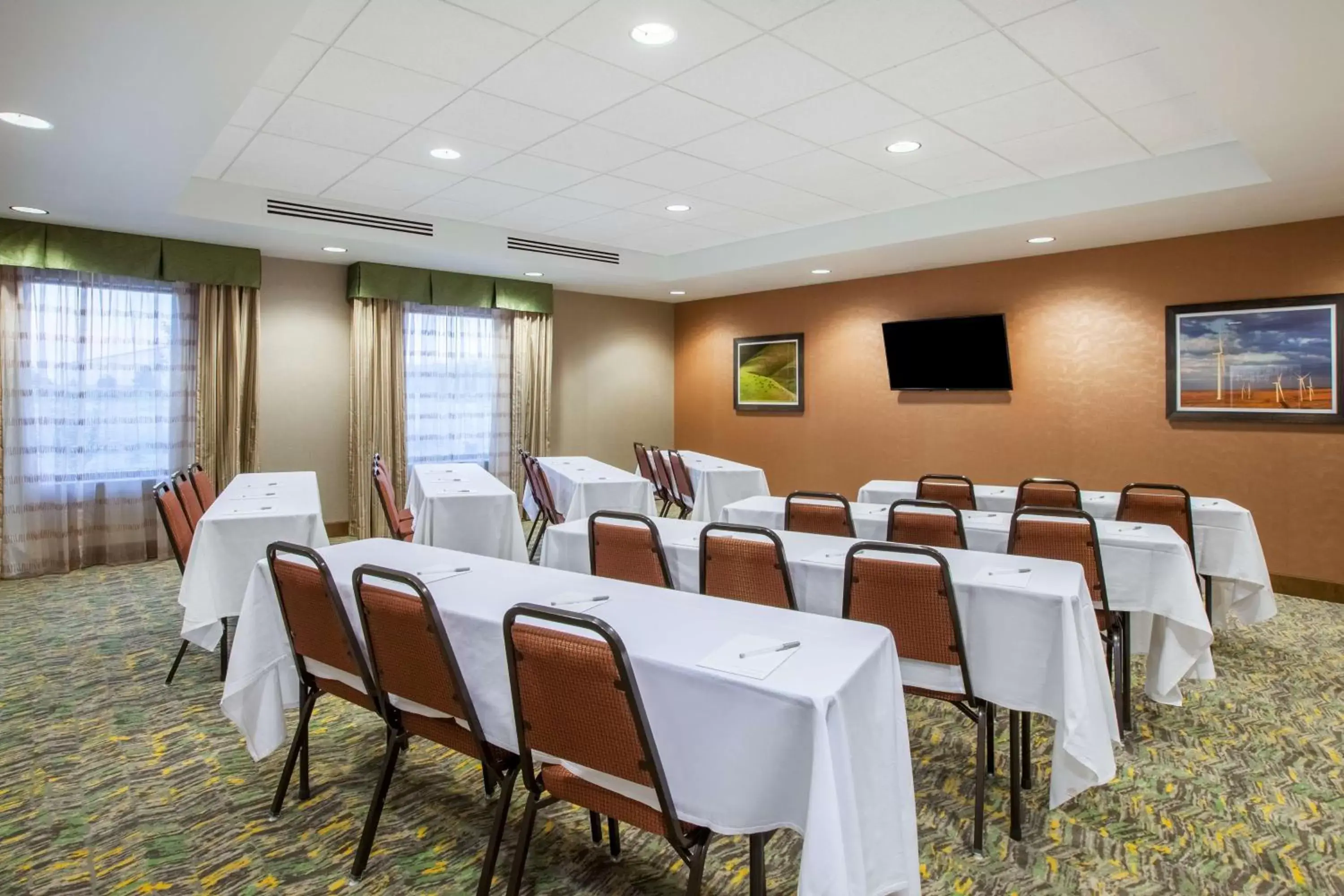 Meeting/conference room in Hampton Inn & Suites Pasco/Tri-Cities, WA