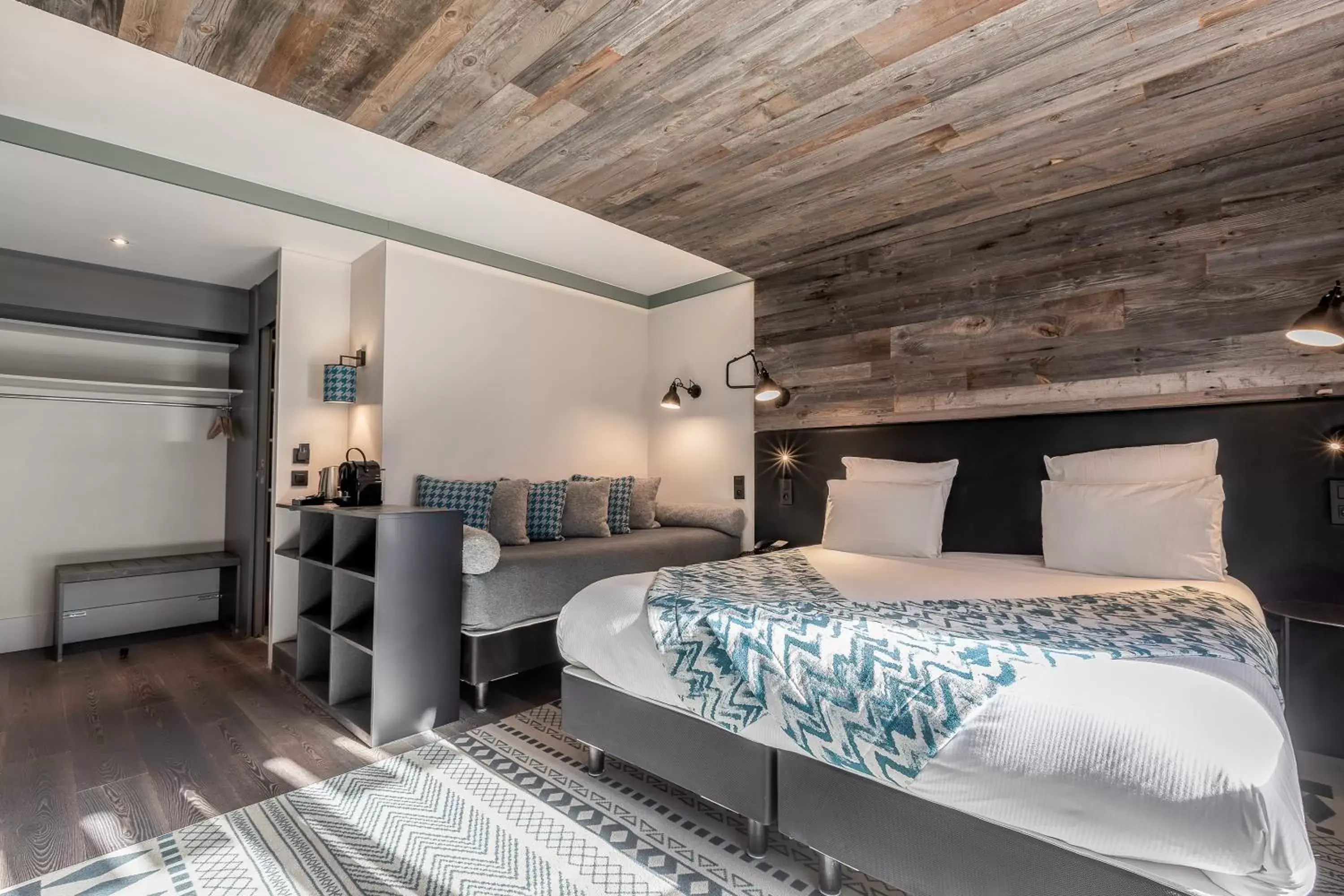 Bedroom, Bed in Chalet Hôtel Le Prieuré & Spa
