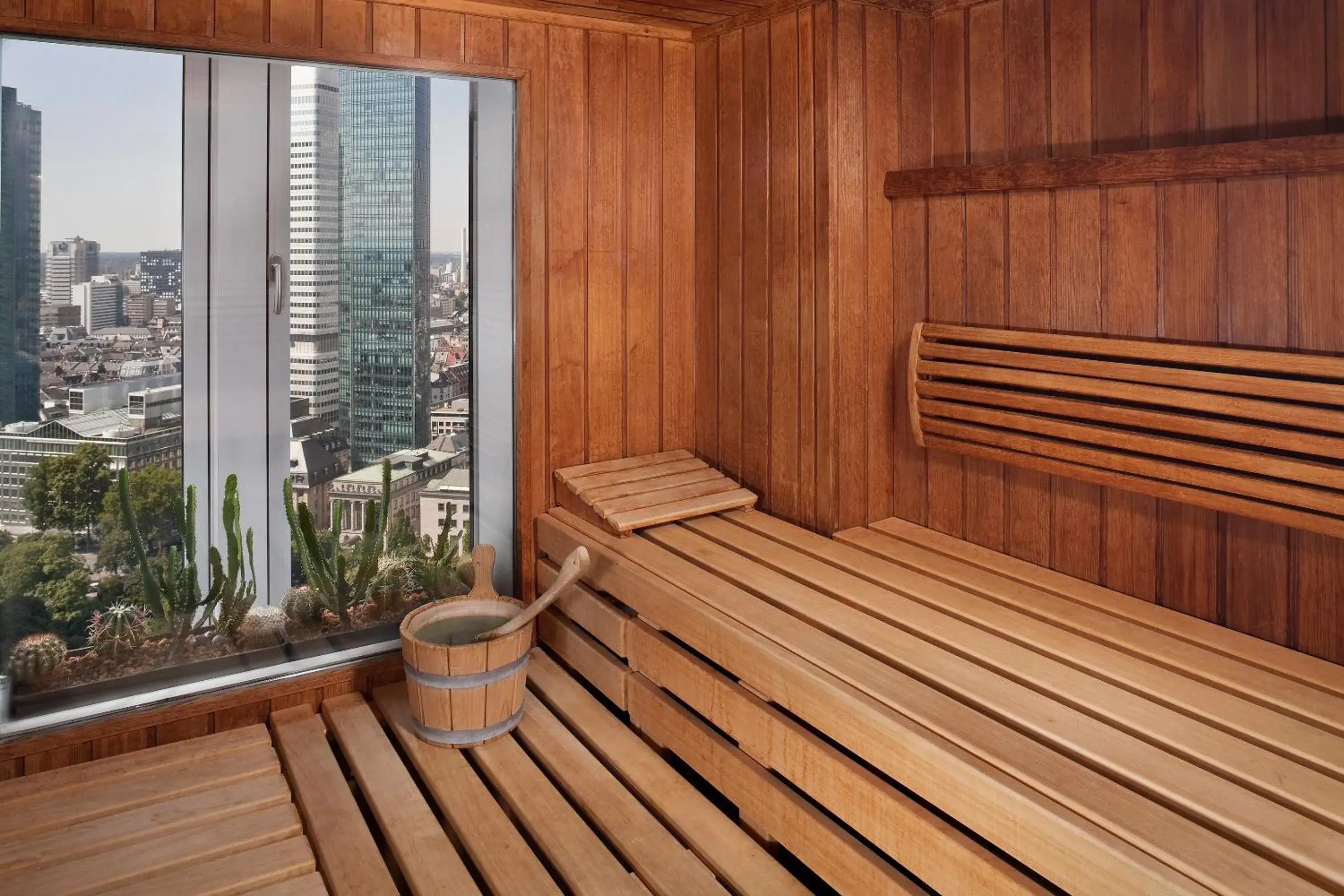 Sauna in INNSiDE by Meliá Frankfurt Eurotheum