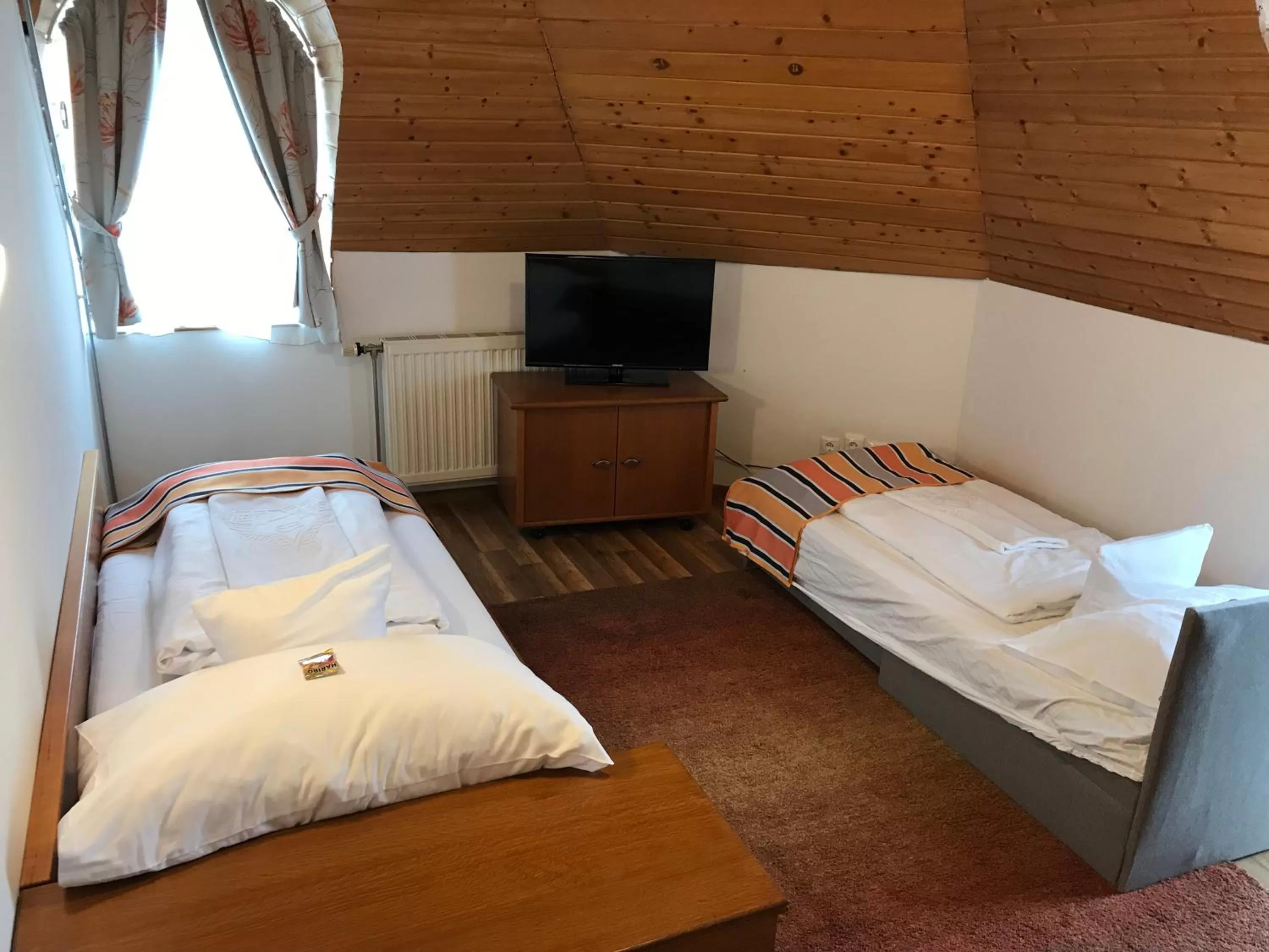 Bed in Zöldtető Panzió