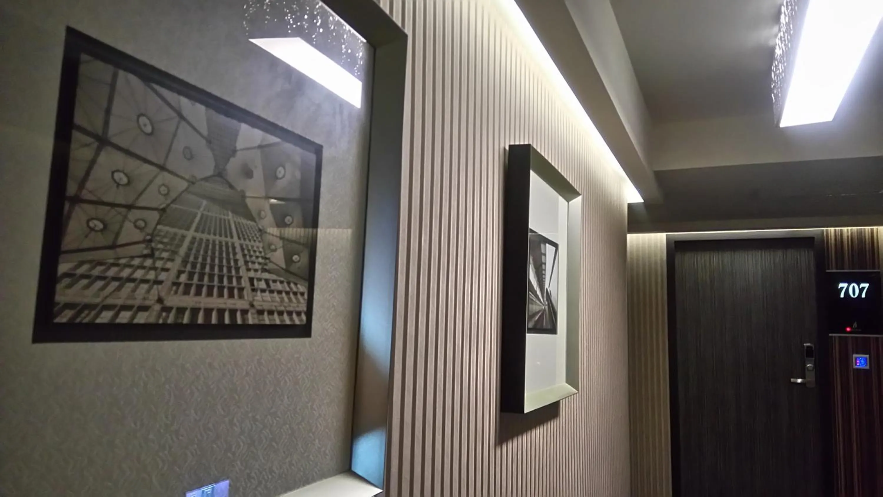 Decorative detail in Paris Business Hotel