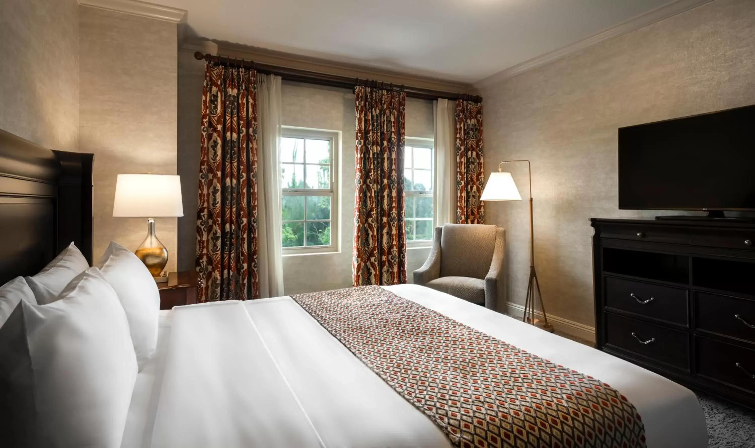 Executive Suite in Ayres Hotel Costa Mesa Newport Beach Executive Suite in Ayres Hotel Costa Mesa Newport Beach