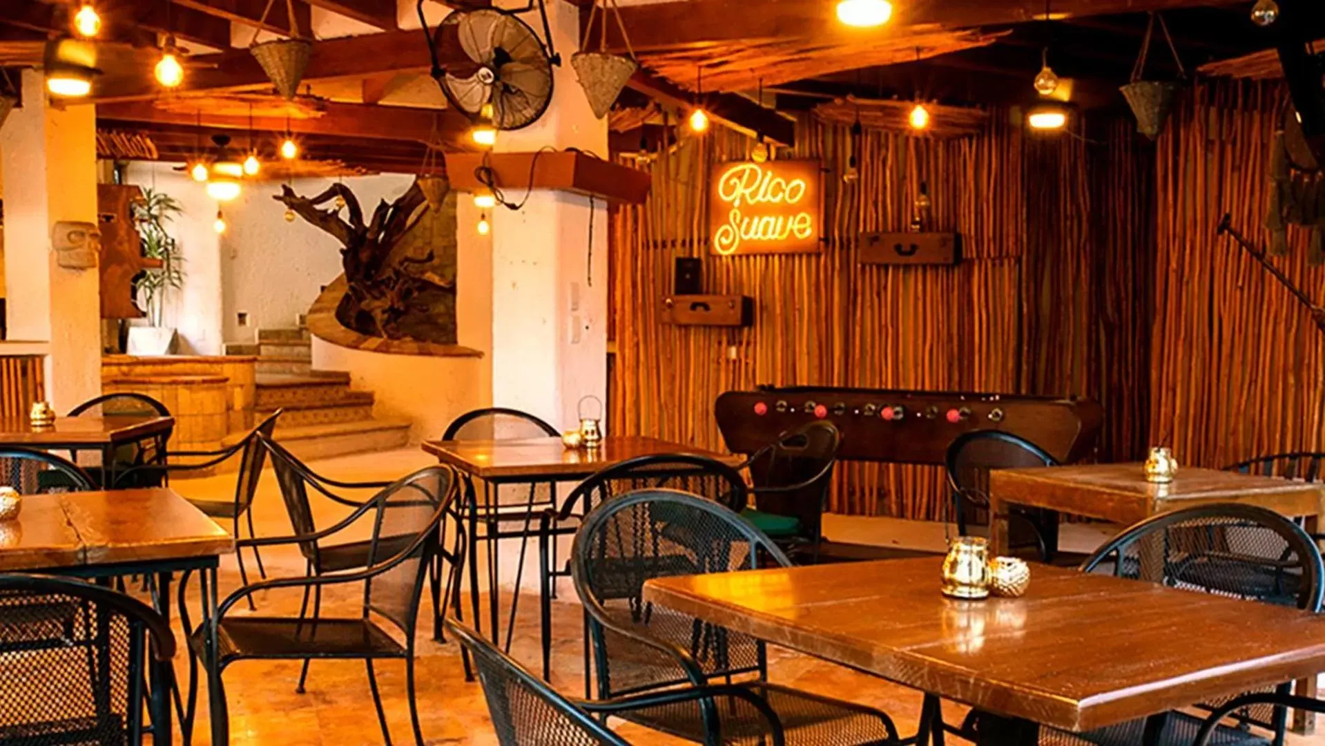 Restaurant/Places to Eat in Mezcal Hostel