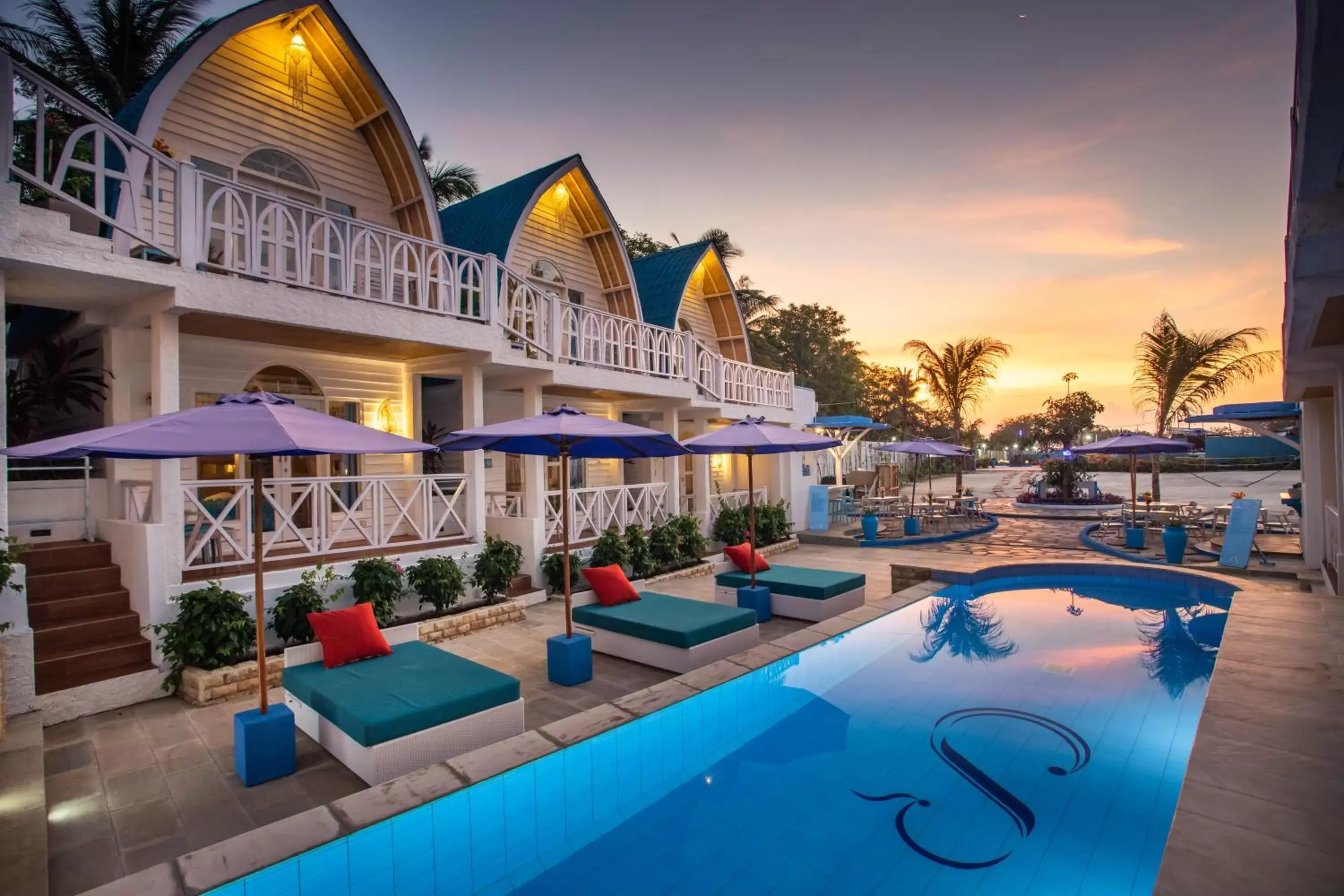 Property building, Swimming Pool in Santorini Beach Resort