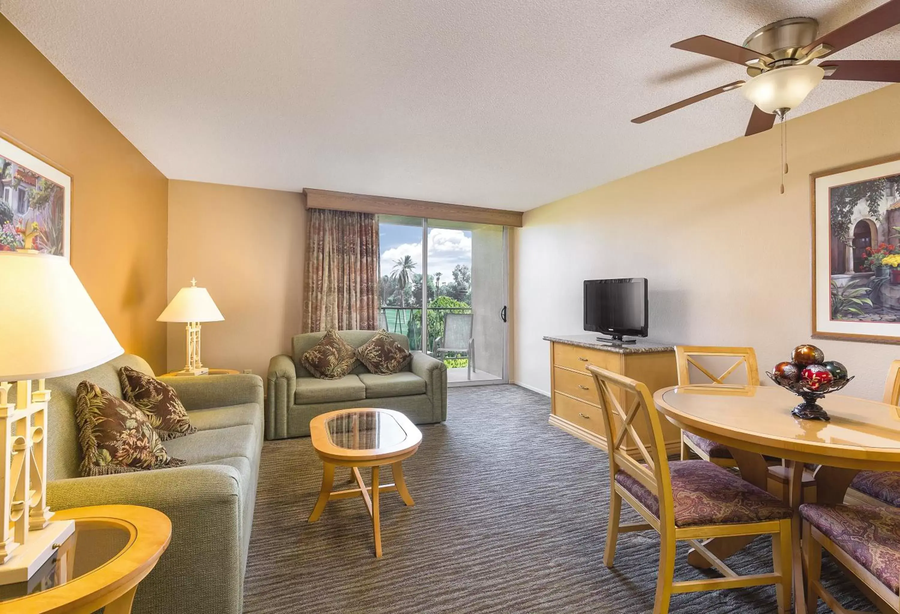 One-Bedroom Condo in WorldMark Palm Springs - Plaza Resort and Spa