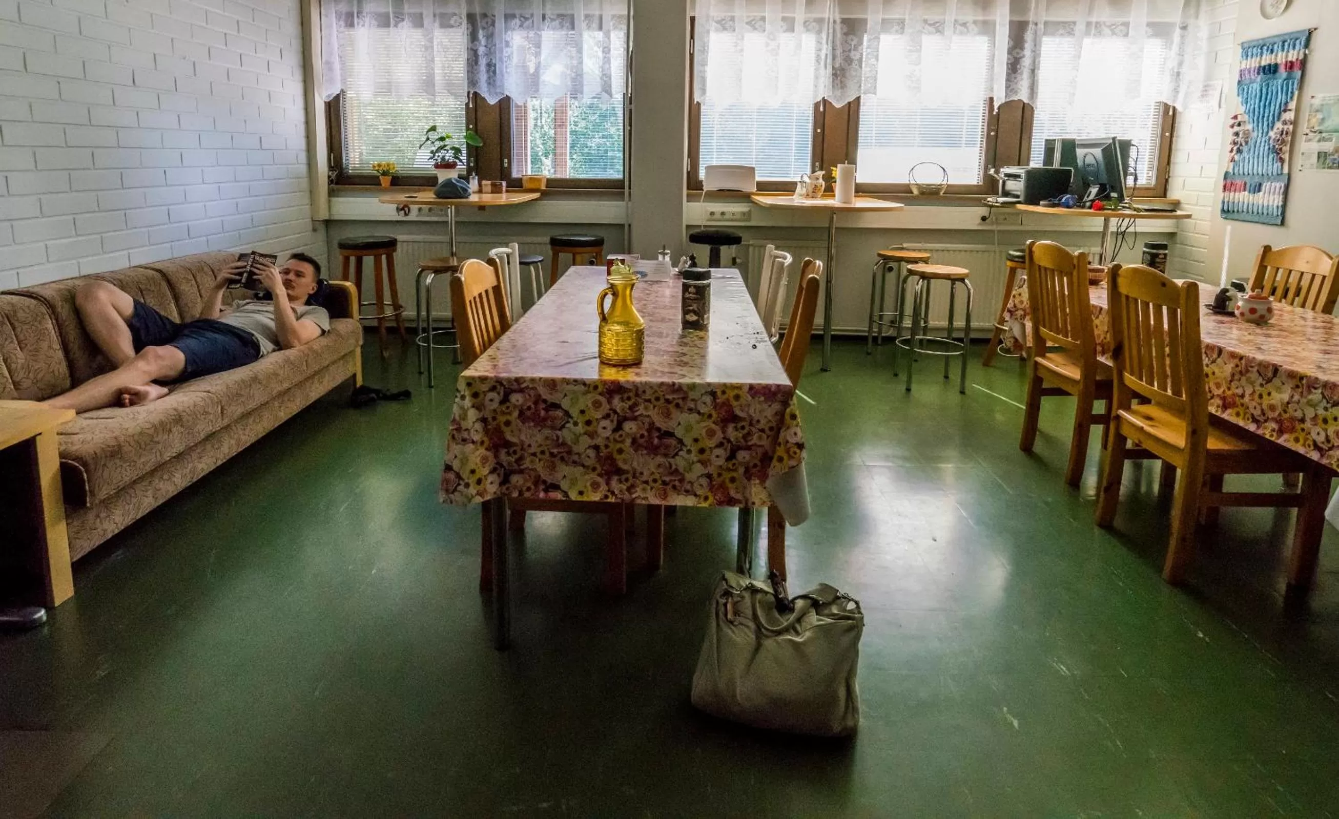 Communal lounge/ TV room in Minimotel