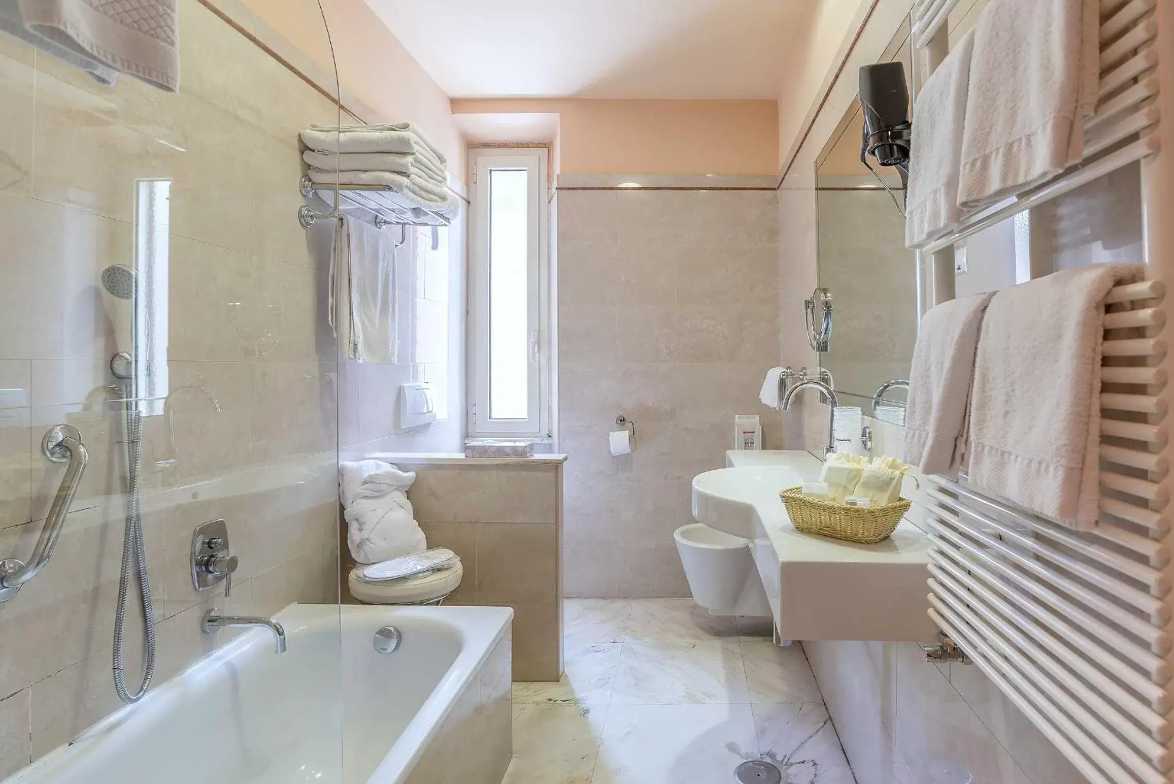 Bathroom in Tmark Hotel Vaticano