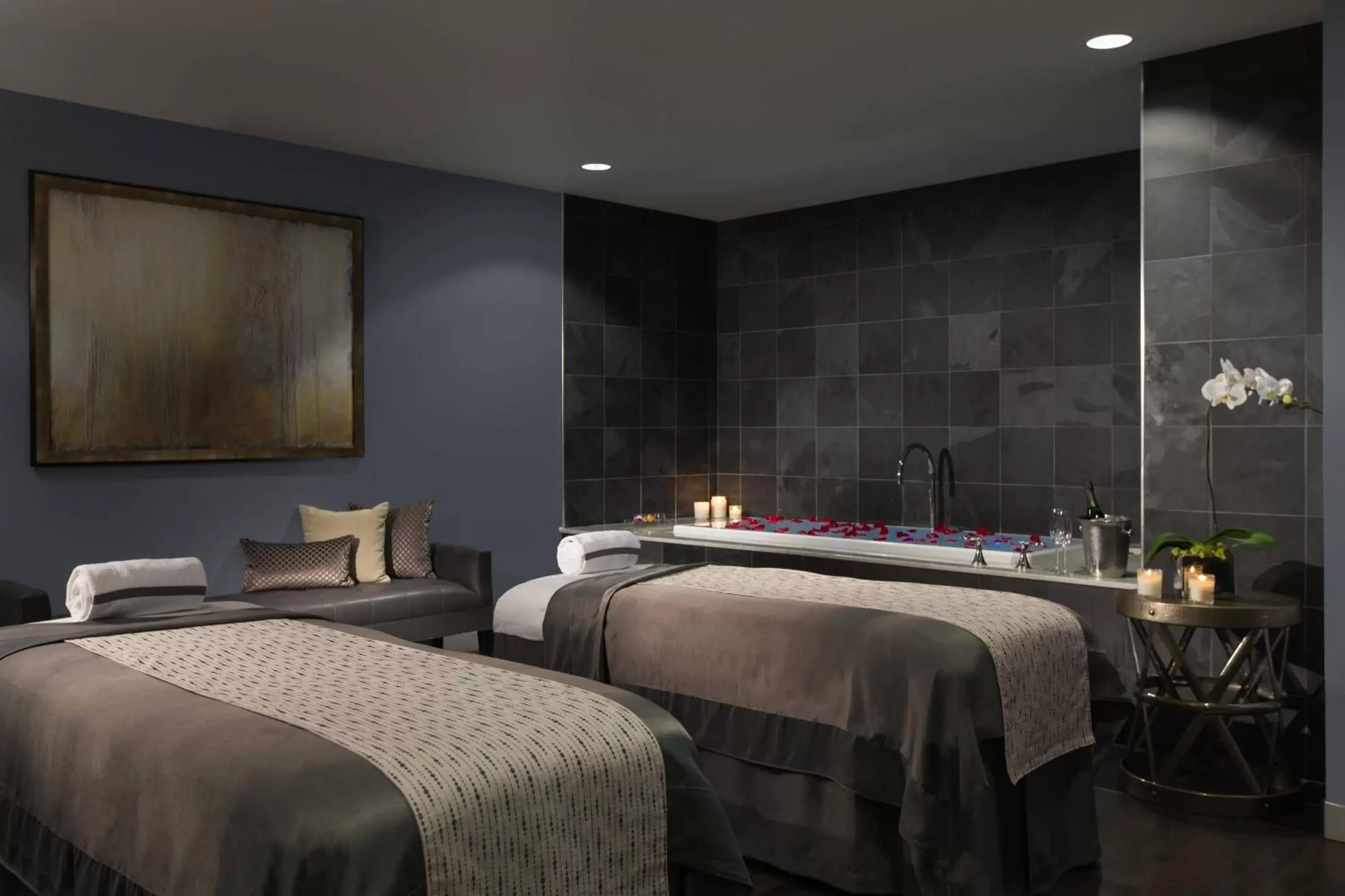 Spa and wellness centre/facilities in JW Marriott Chicago