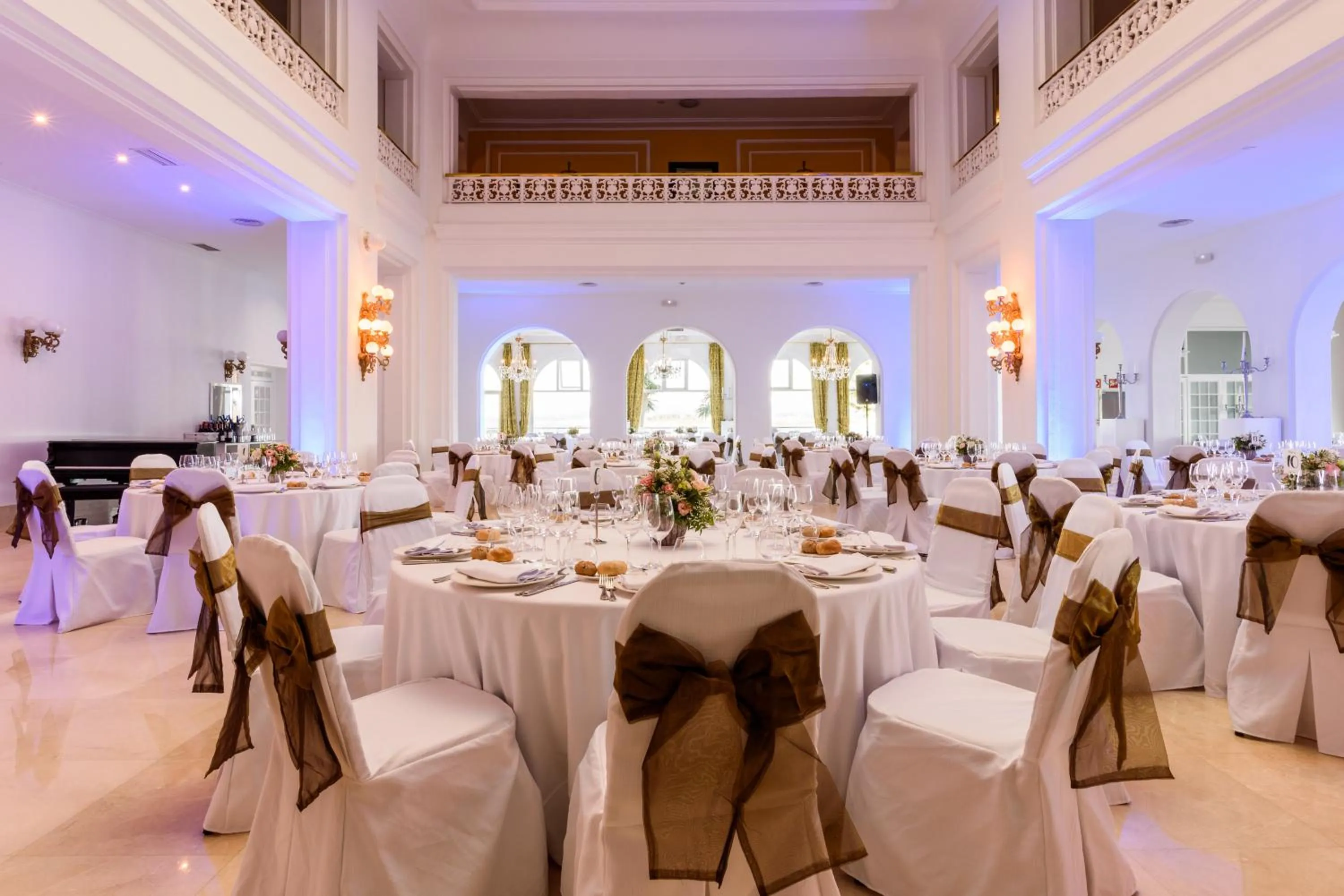 Meeting/conference room in Eurostars Gran Hotel La Toja