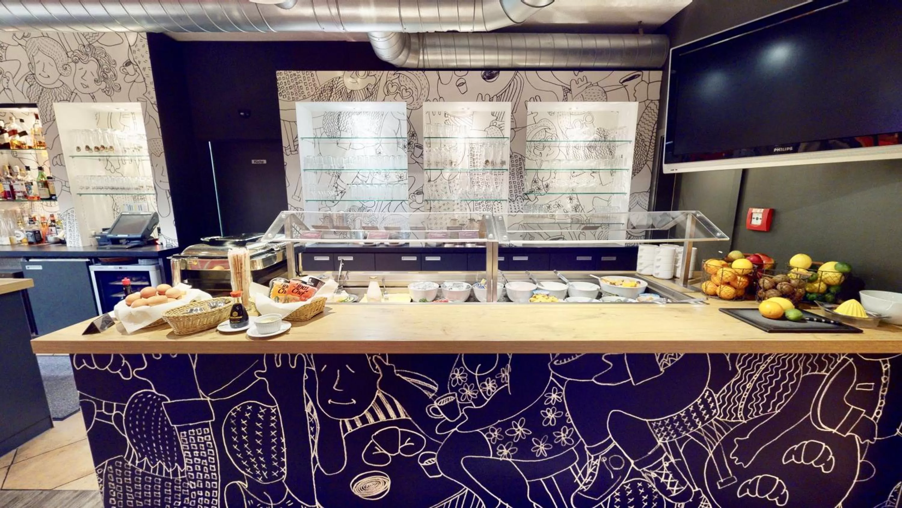 Continental breakfast in ibis Hotel Köln Airport