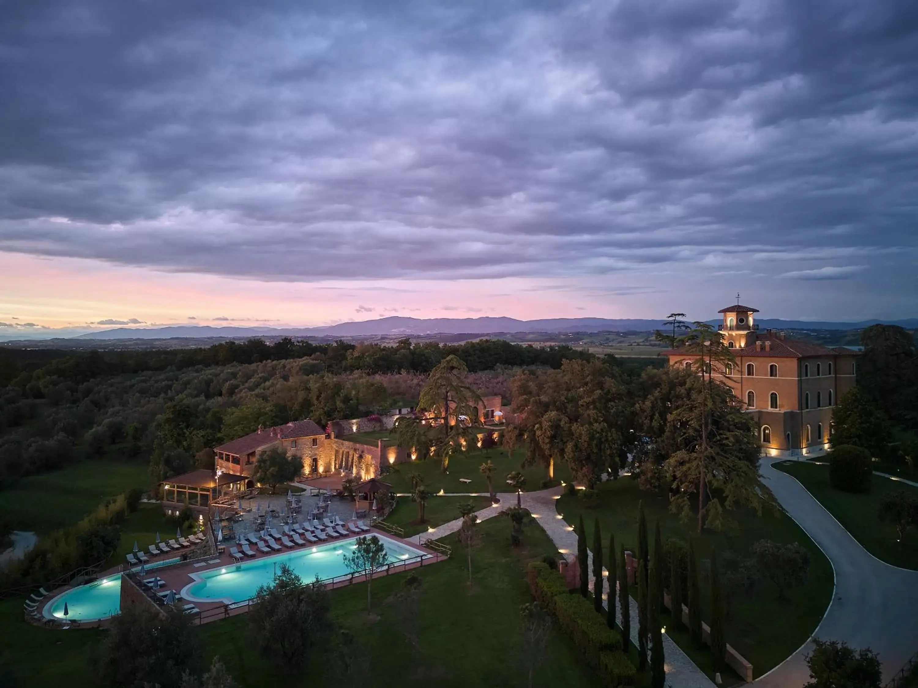 Property building in Precise Tale Poggio Alla Sala Property building in Precise Tale Poggio Alla Sala