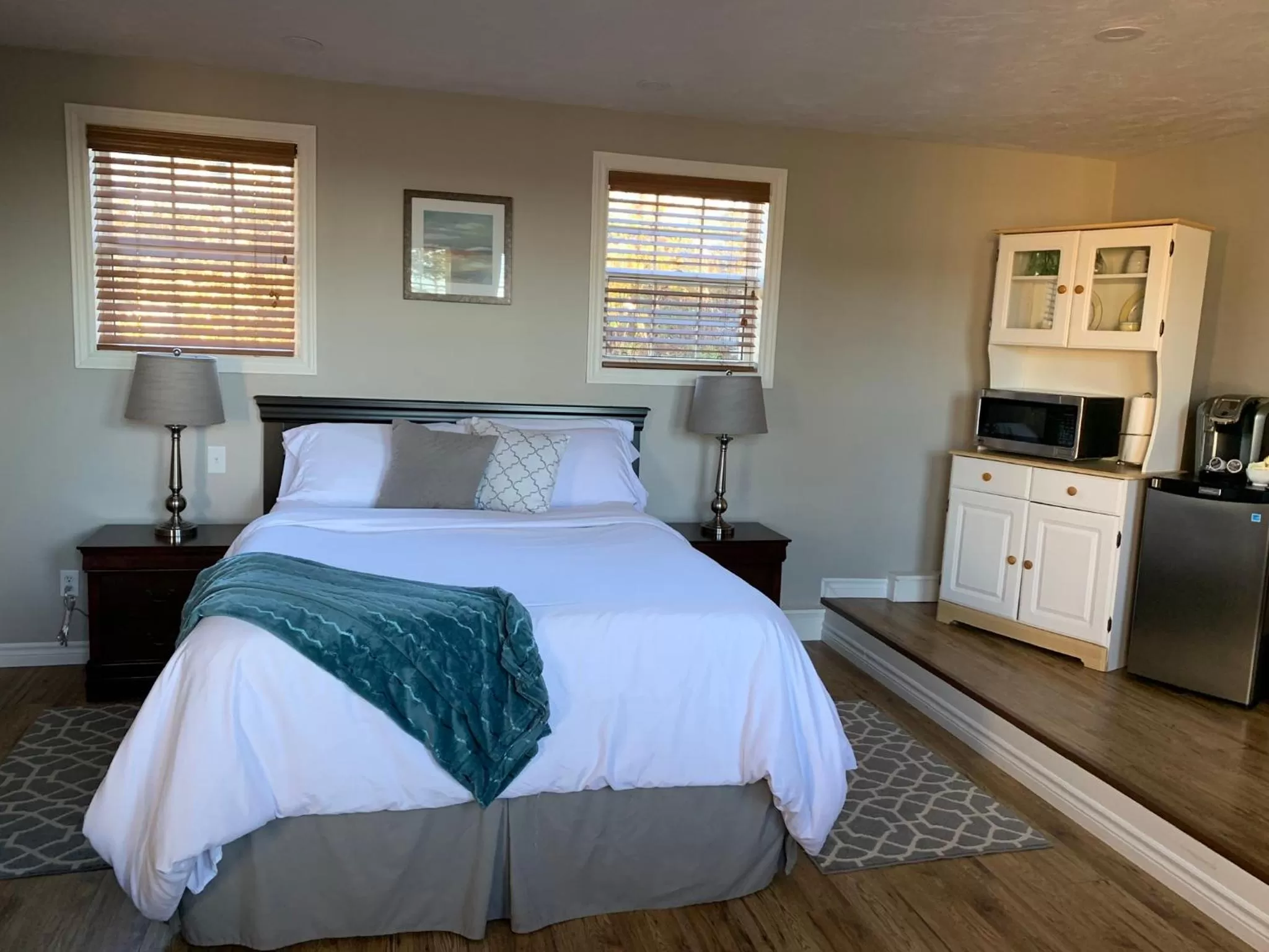 Bed in Alma Shore Lane Suites & Cottages