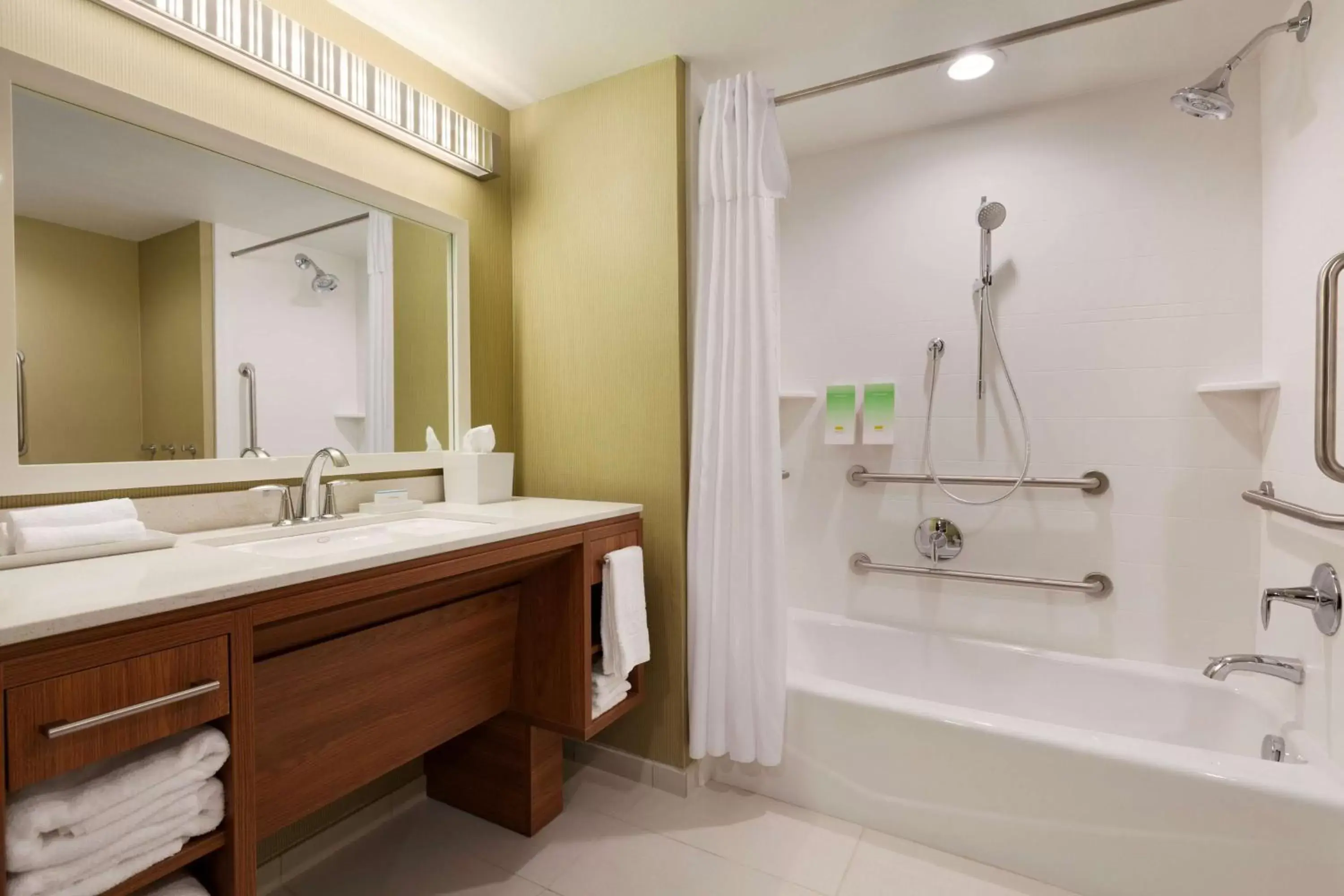 Bathroom in Home2 Suites by Hilton Oklahoma City South