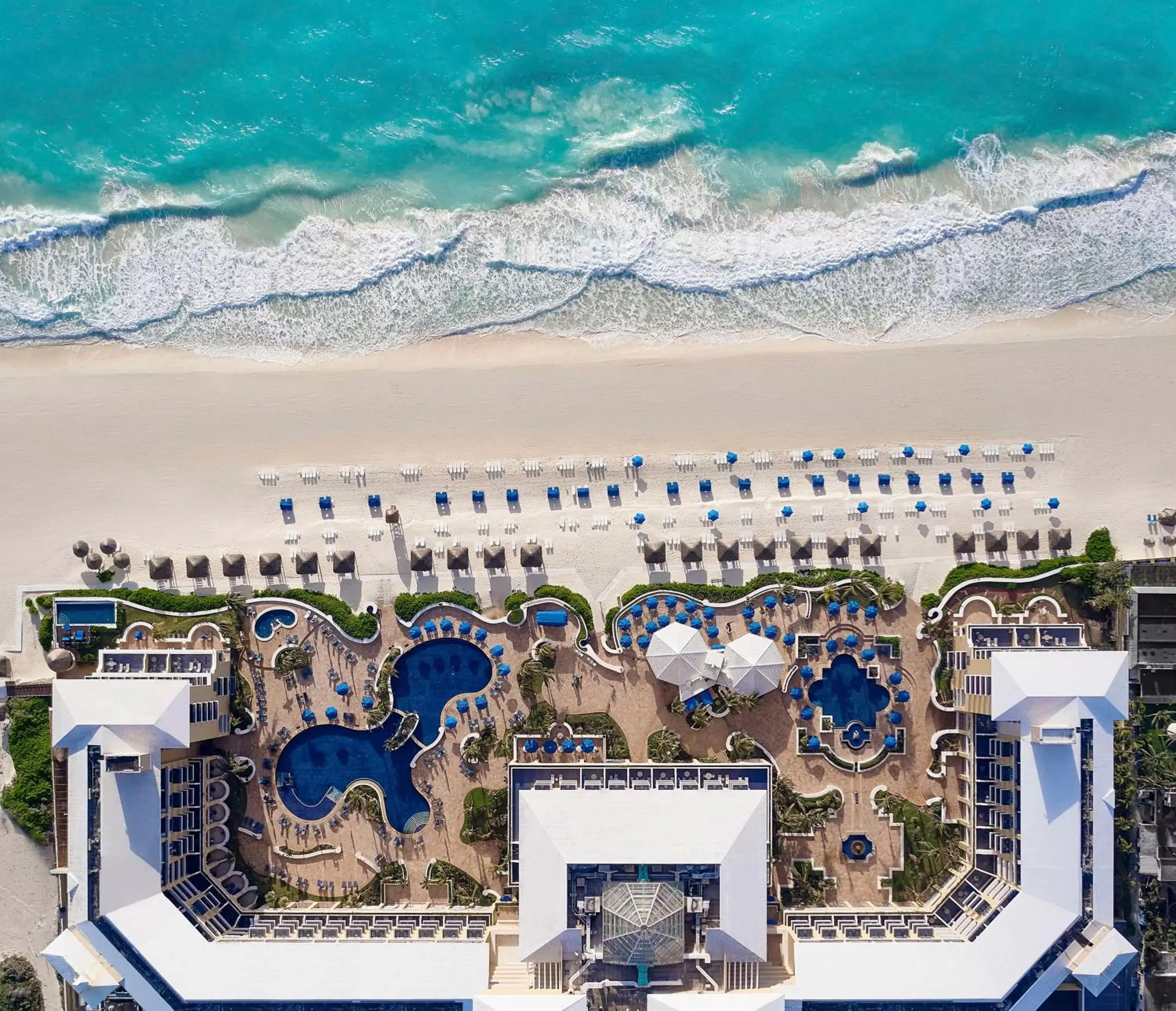 Beach, Bird's-eye View in Kempinski Hotel Cancun