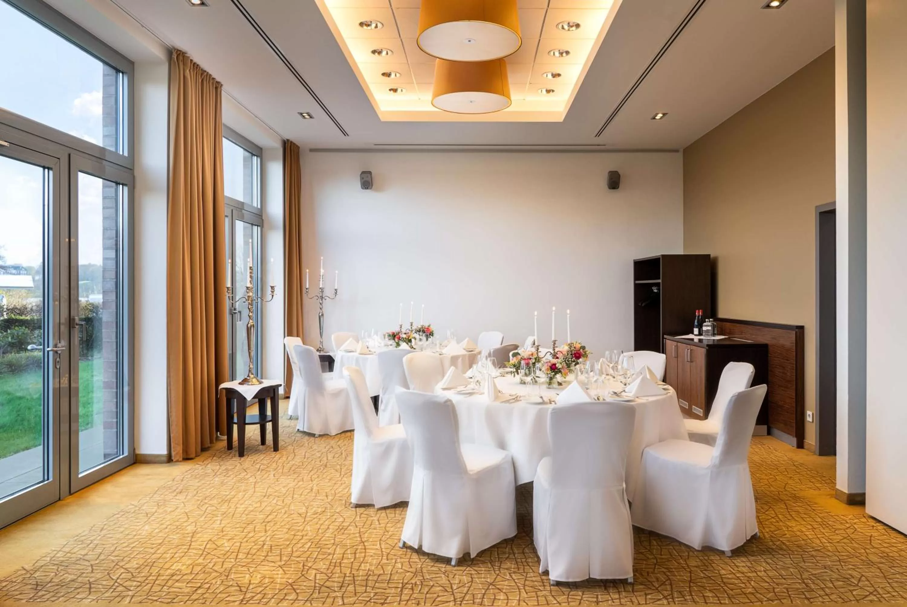 wedding in elaya hotel hamburg finkenwerder