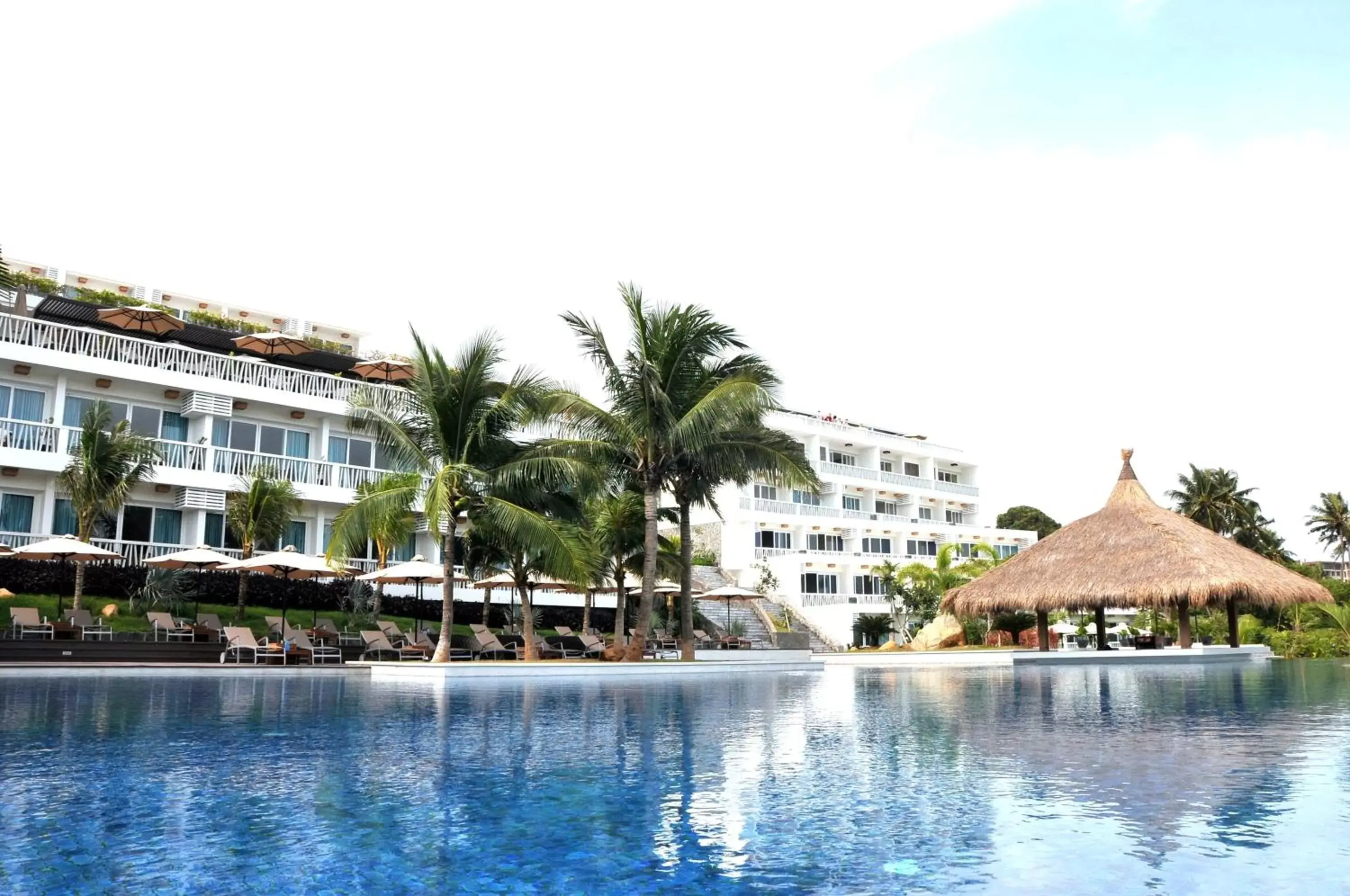 Facade/entrance in The Cliff Resort & Residences Facade/entrance in The Cliff Resort & Residences